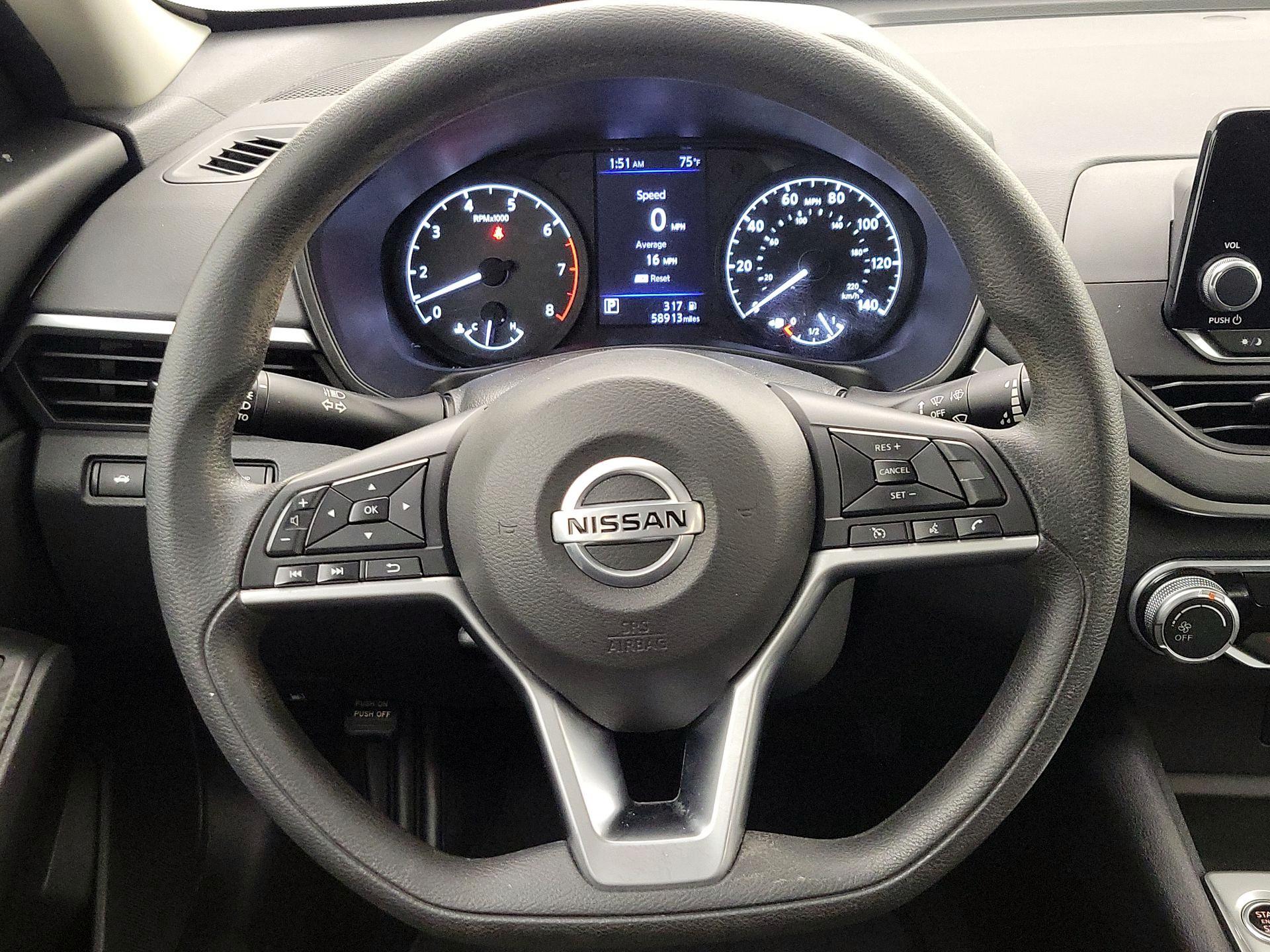 Thumbnail: 2021 Nissan Altima - 10