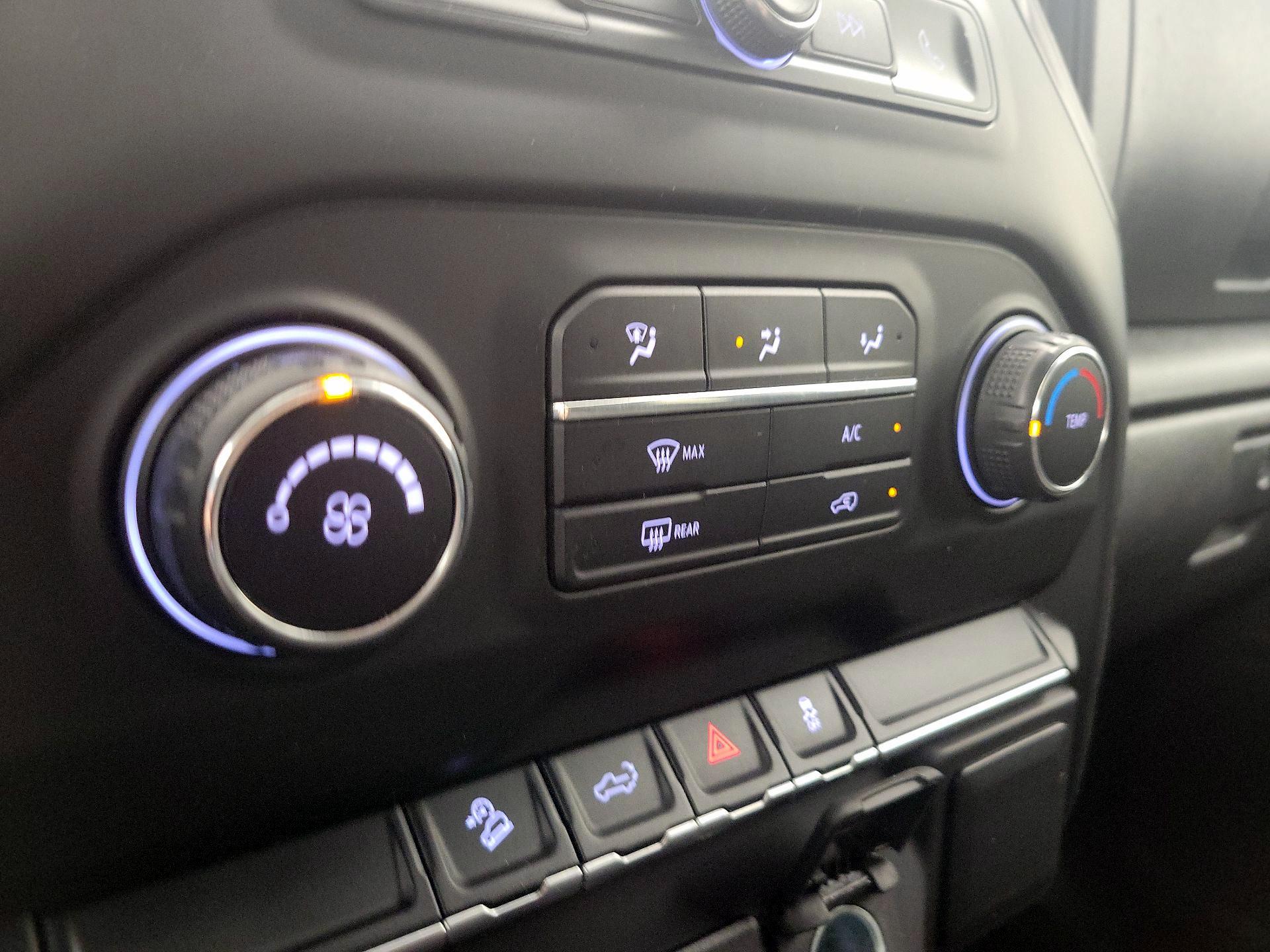 Thumbnail: 2020 Chevrolet Silverado 1500 - 16