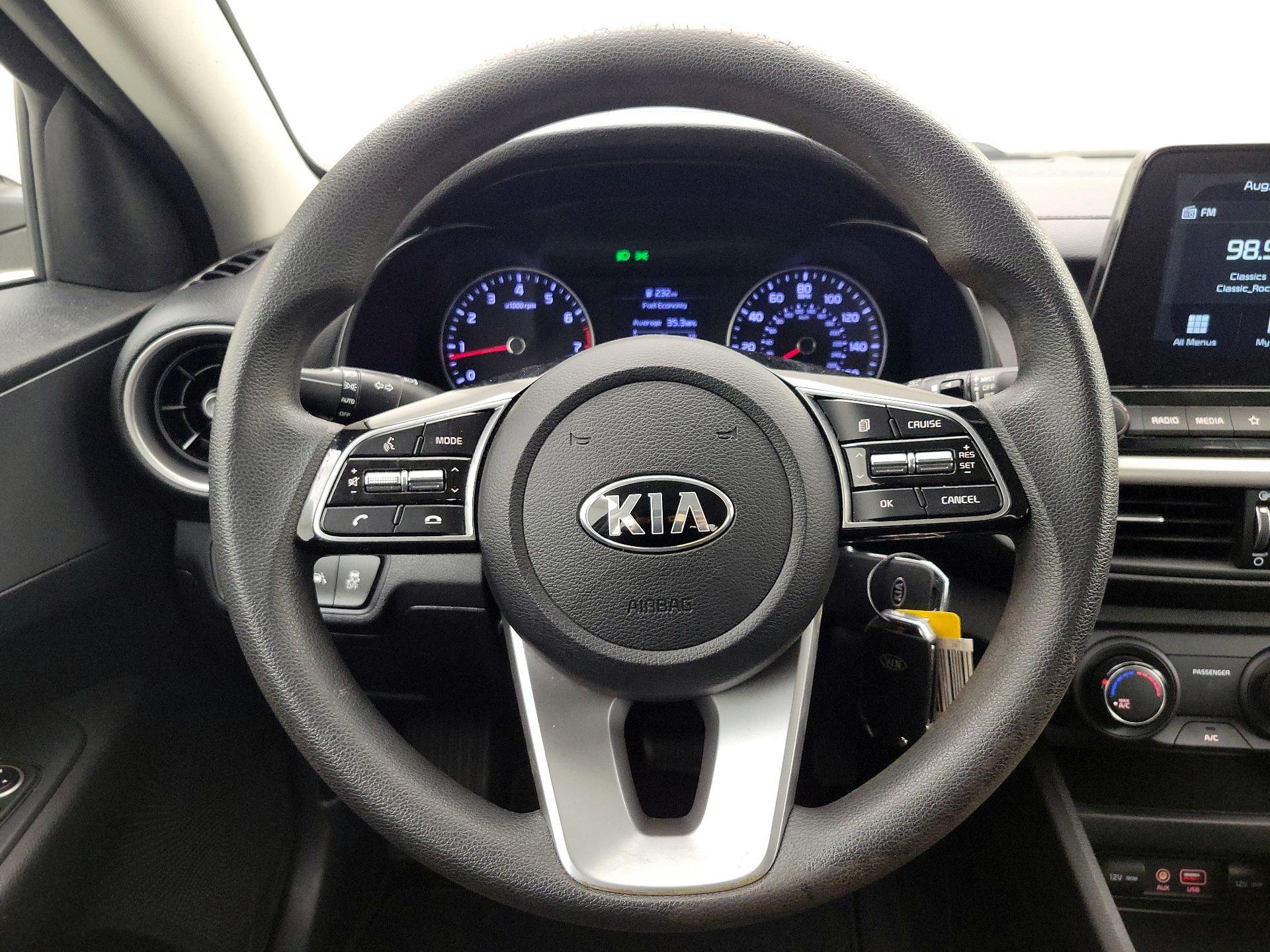 Thumbnail: 2021 Kia Forte - 10