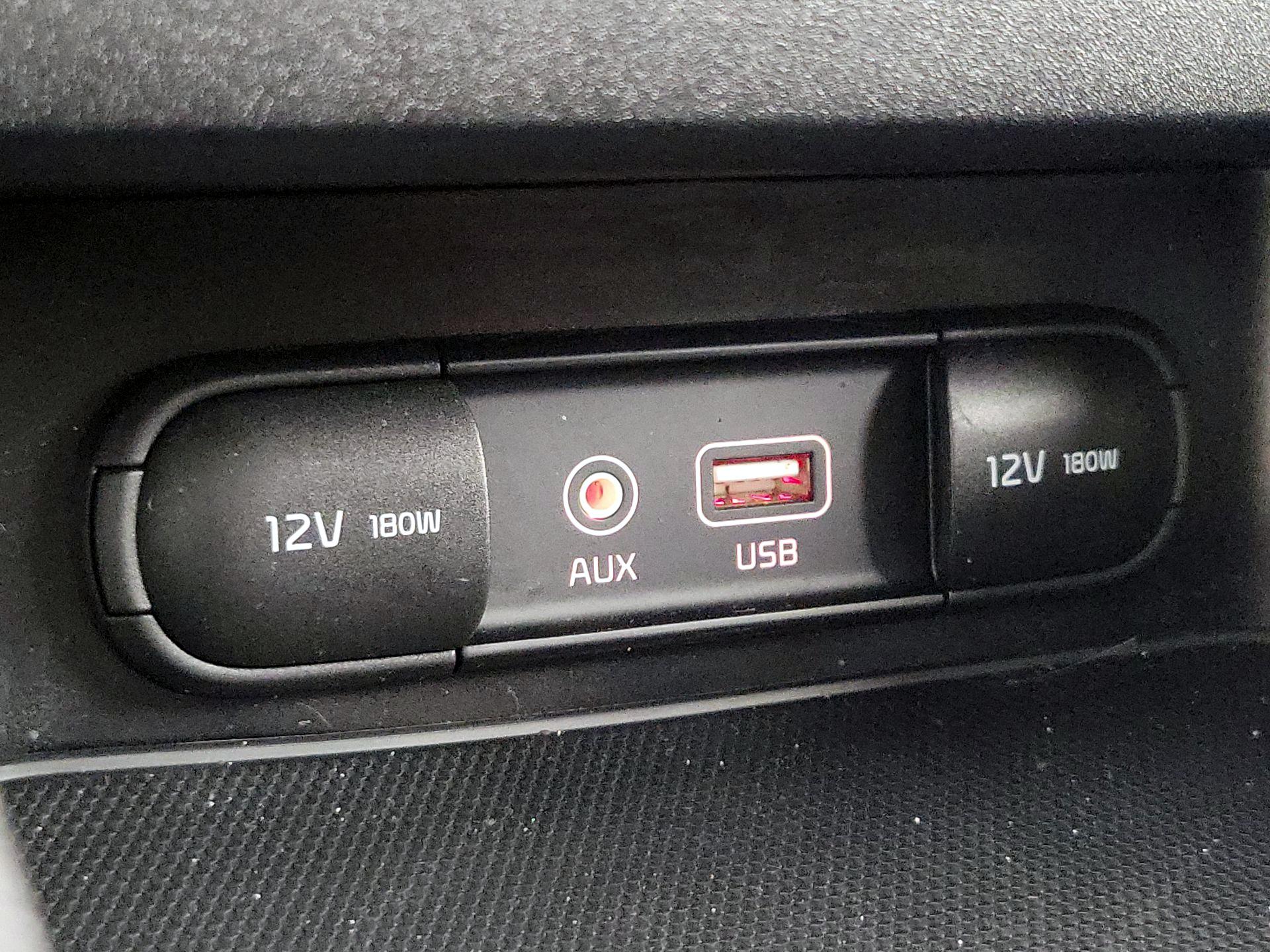 Thumbnail: 2021 Kia Forte - 18