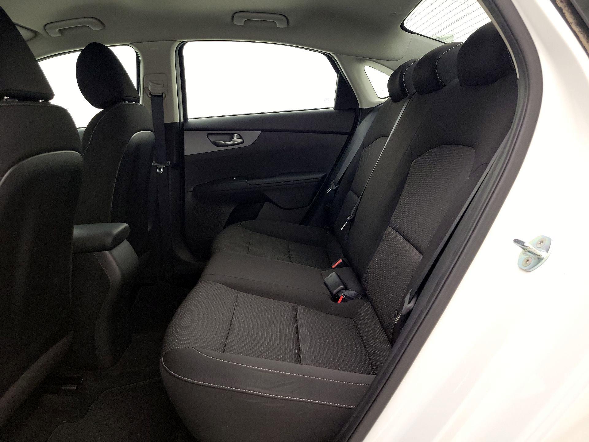 Thumbnail: 2021 Kia Forte - 19