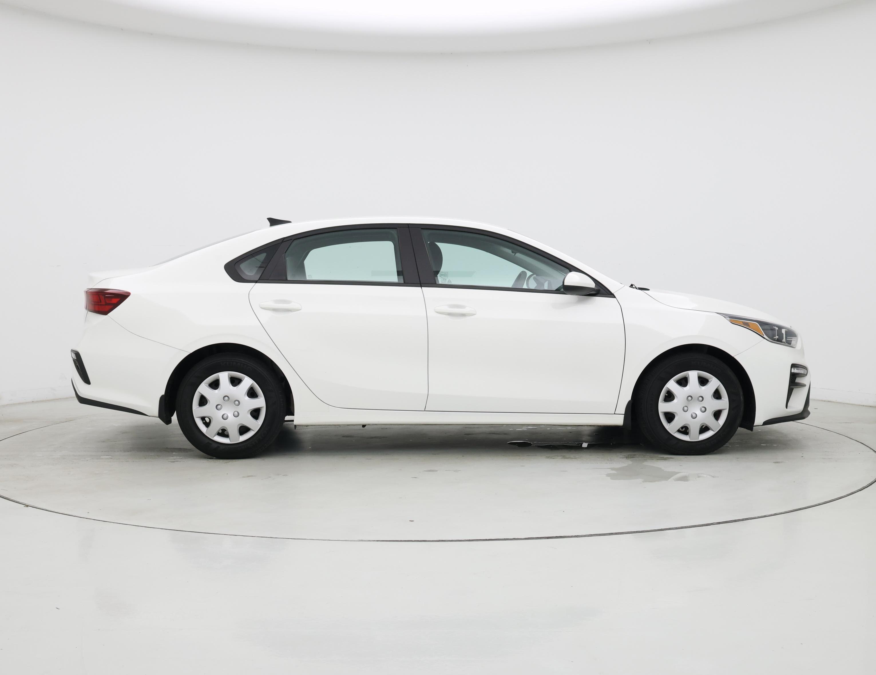 Thumbnail: 2021 Kia Forte - 7