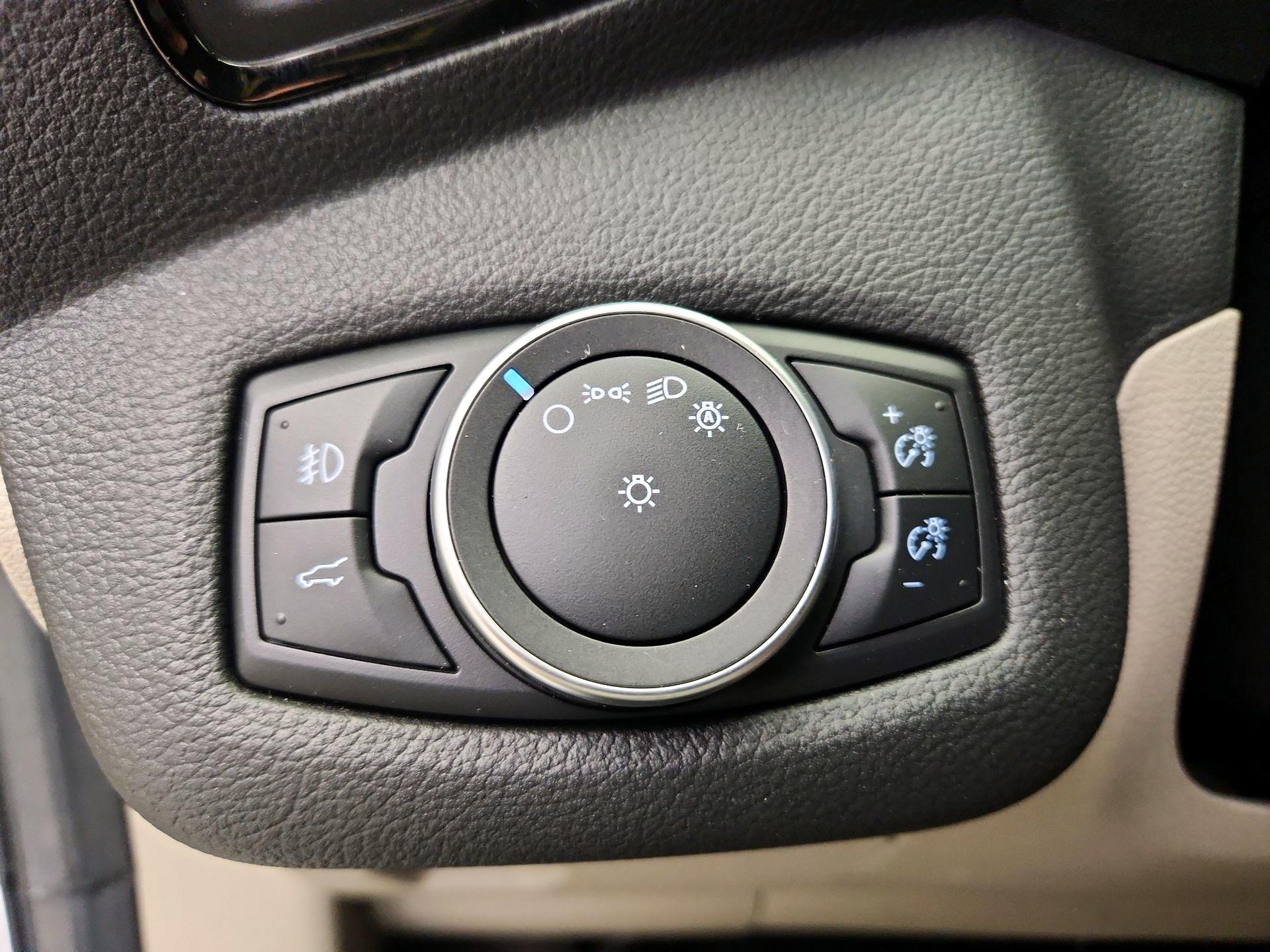 Thumbnail: 2018 Ford Escape - 13