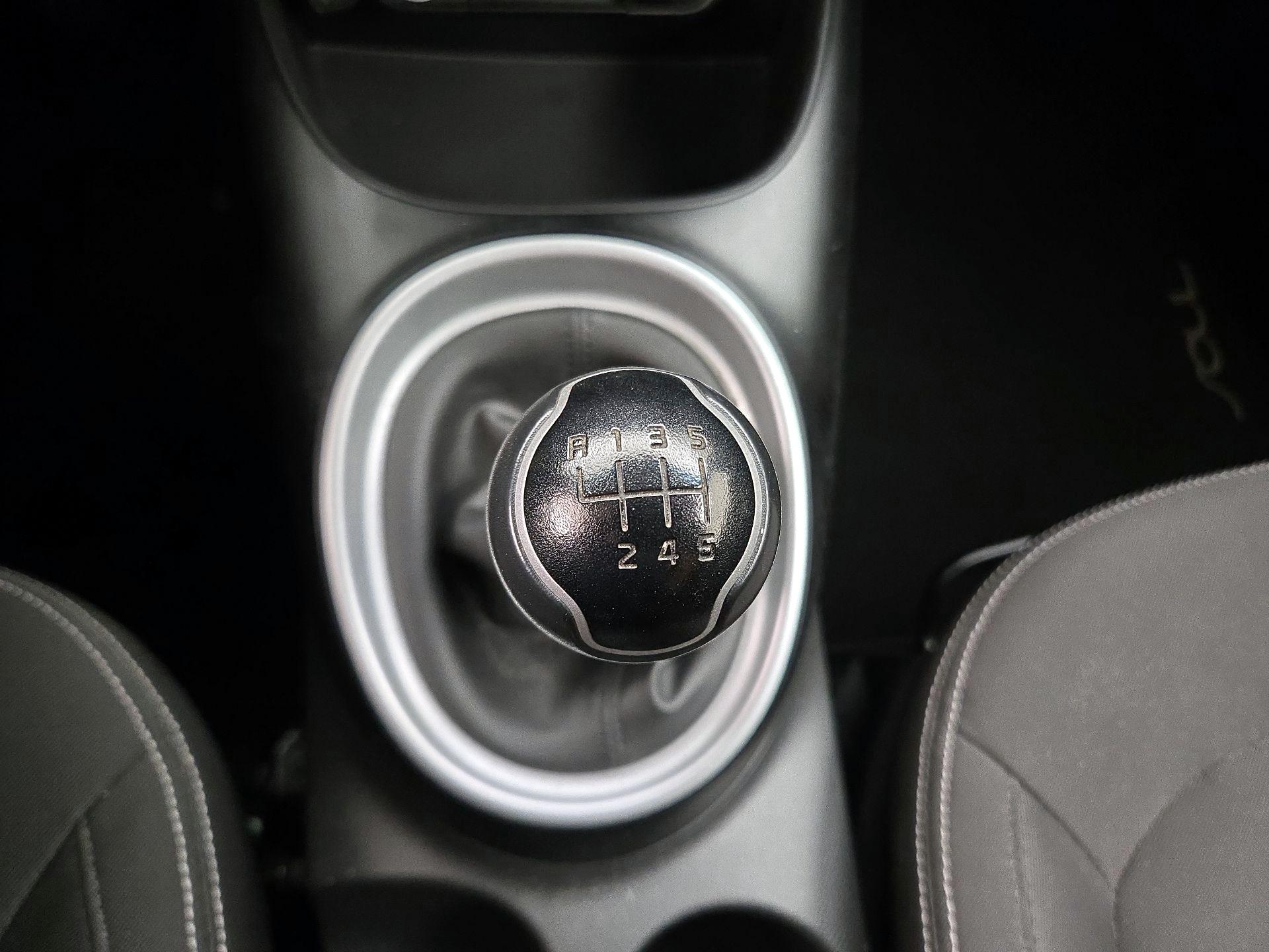Thumbnail: 2016 Kia Soul - 16
