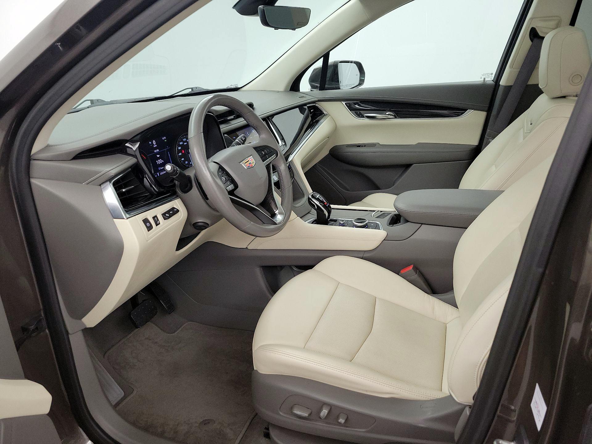 Thumbnail: 2020 Cadillac XT6 - 11