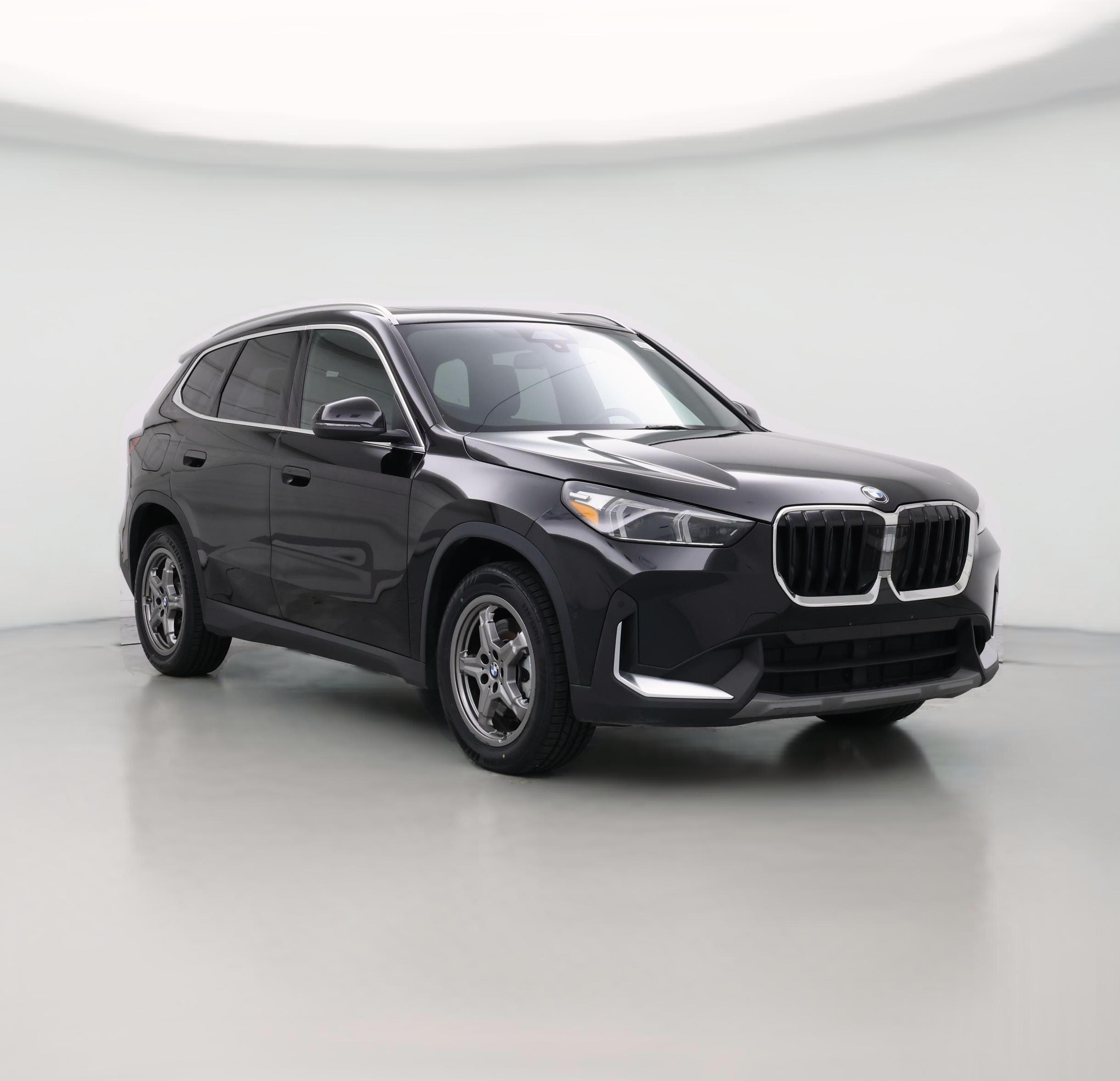 Thumbnail: 2023 BMW X1 - 1