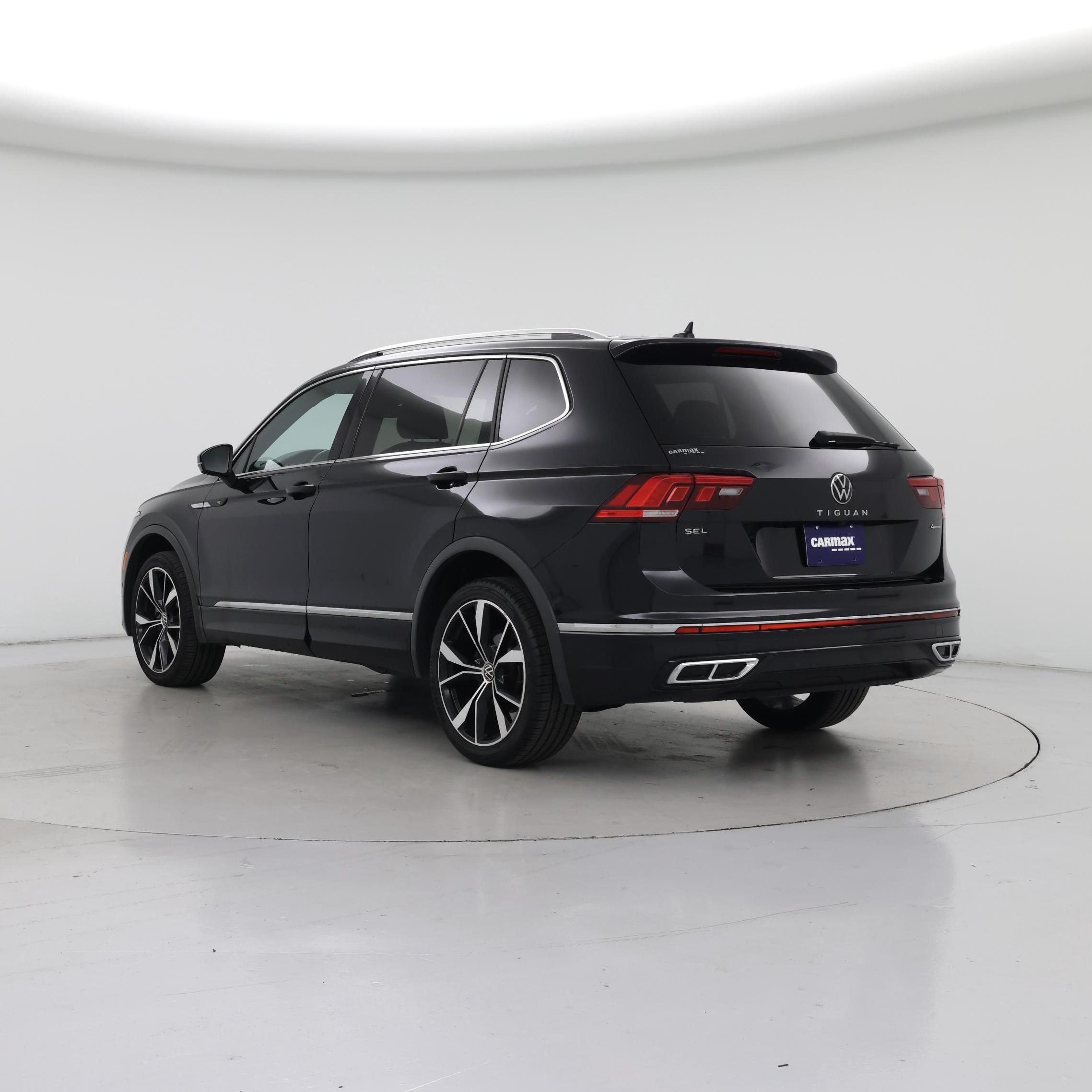 Thumbnail: 2022 Volkswagen Tiguan - 2