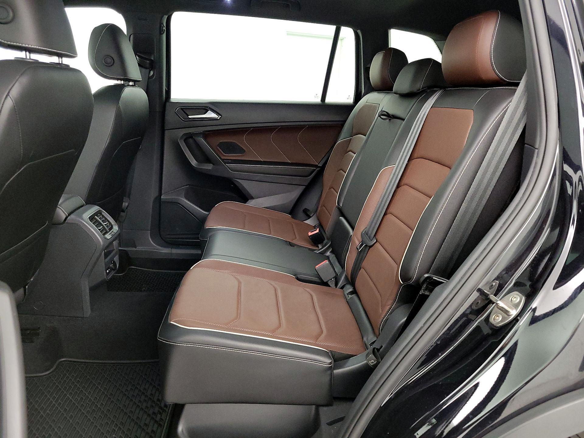 Thumbnail: 2022 Volkswagen Tiguan - 20