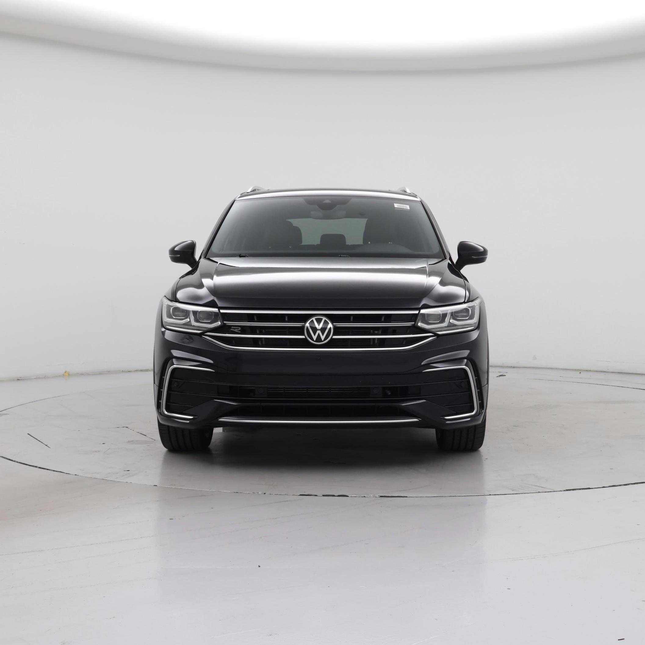 Thumbnail: 2022 Volkswagen Tiguan - 5