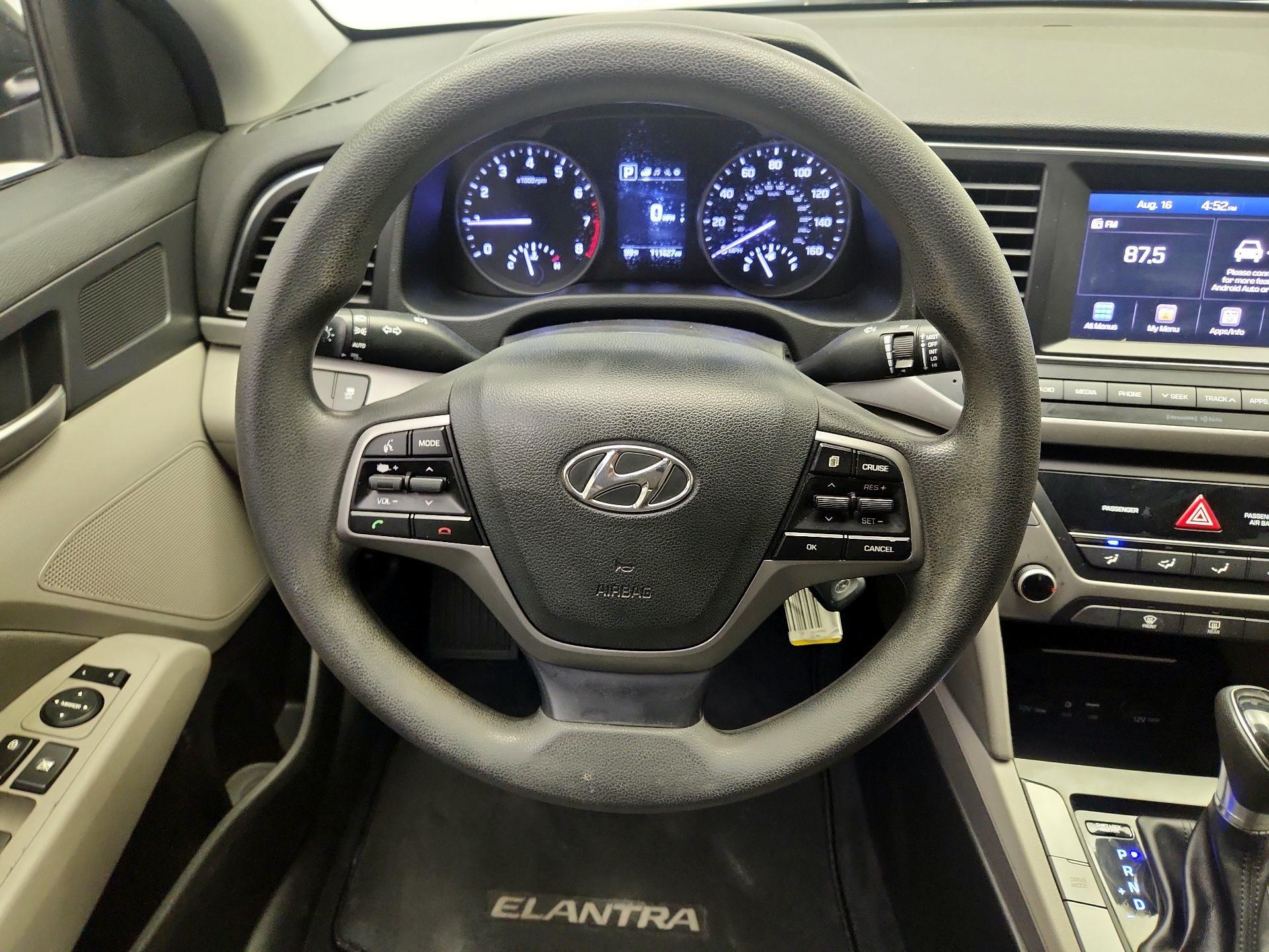 Thumbnail: 2018 Hyundai Elantra - 10