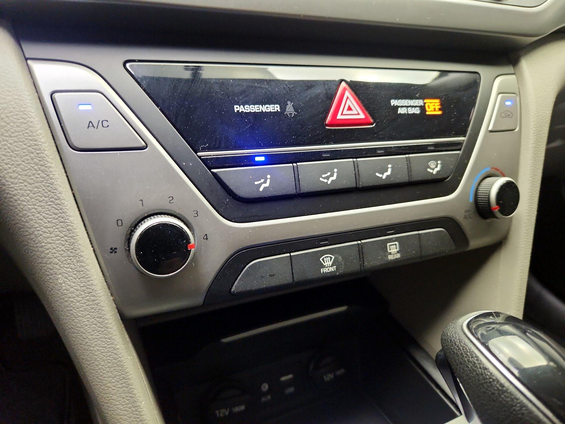 Thumbnail: 2018 Hyundai Elantra - 16