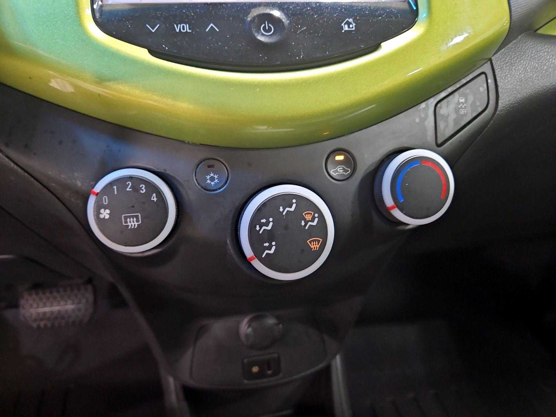 Thumbnail: 2013 Chevrolet Spark - 15
