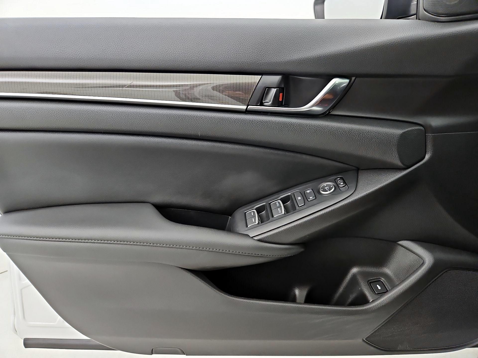 Thumbnail: 2022 Honda Accord - 12