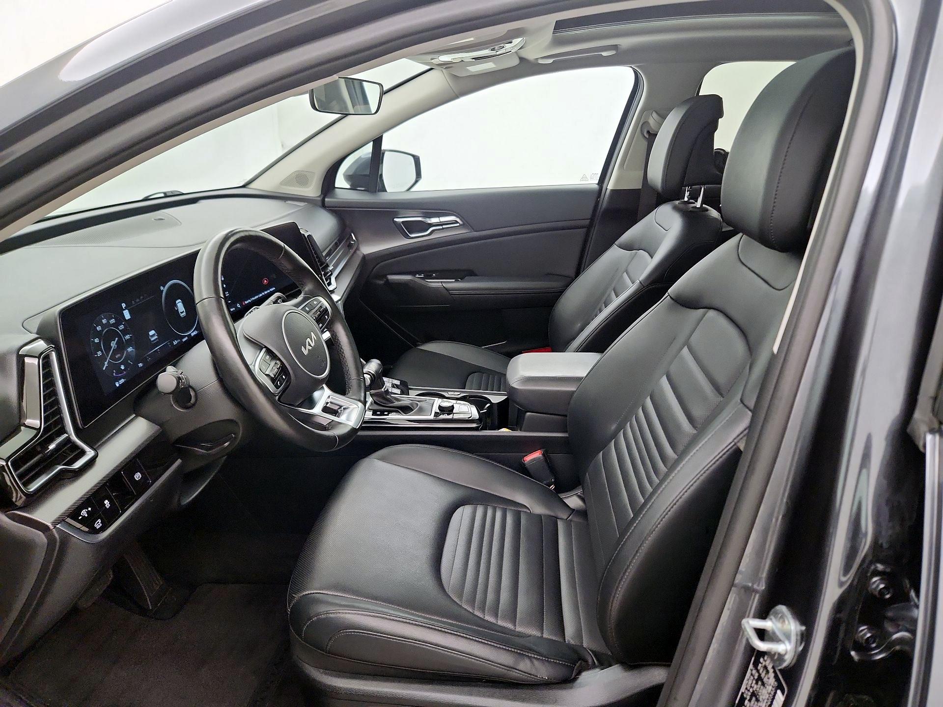 Thumbnail: 2023 Kia Sportage - 11