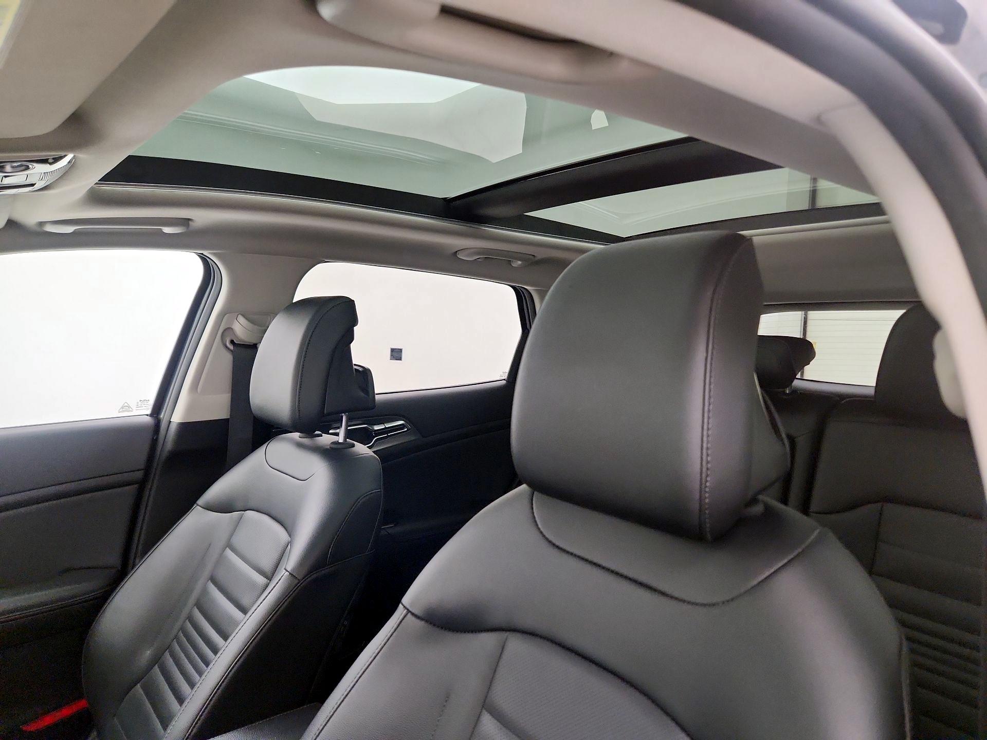 Thumbnail: 2023 Kia Sportage - 20
