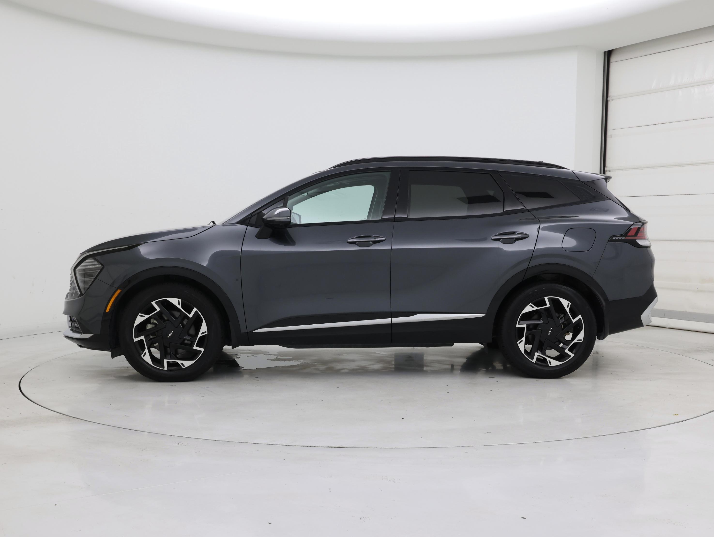 Thumbnail: 2023 Kia Sportage - 3