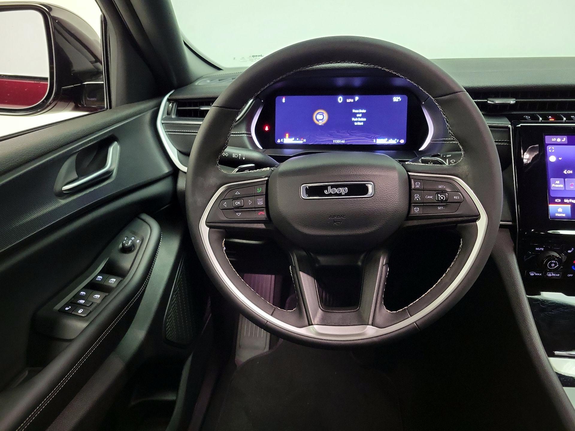 Thumbnail: 2024 Jeep Grand Cherokee - 9