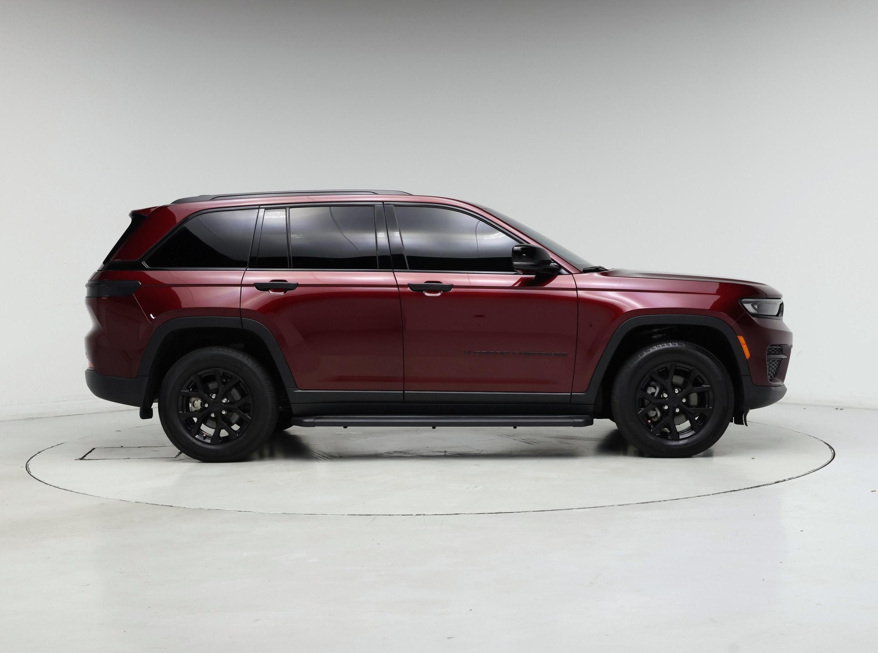 Thumbnail: 2024 Jeep Grand Cherokee - 7
