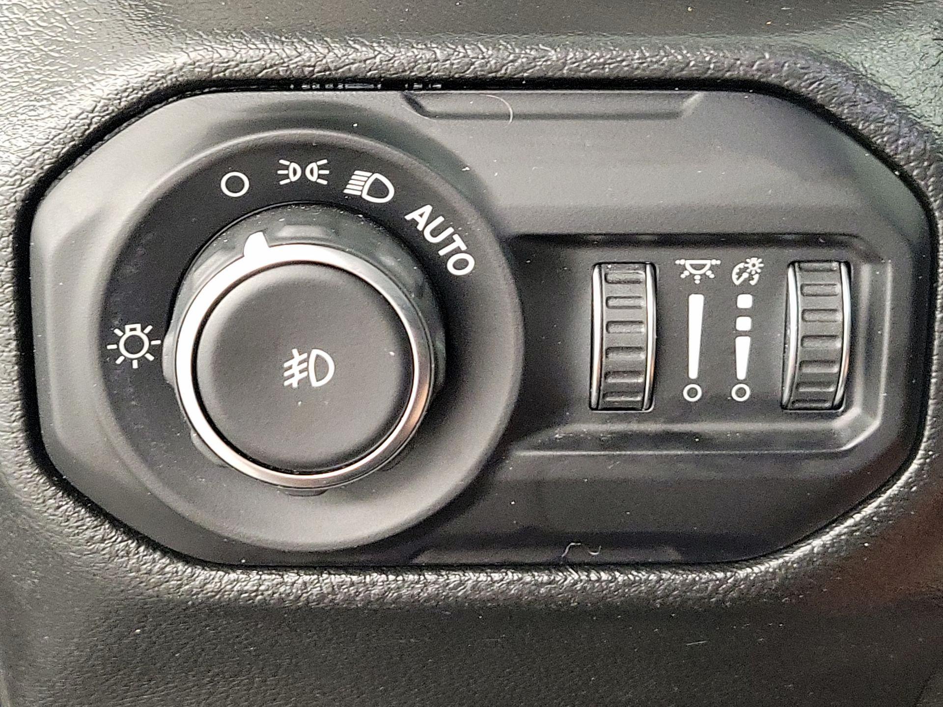 Thumbnail: 2022 Jeep Wrangler - 13