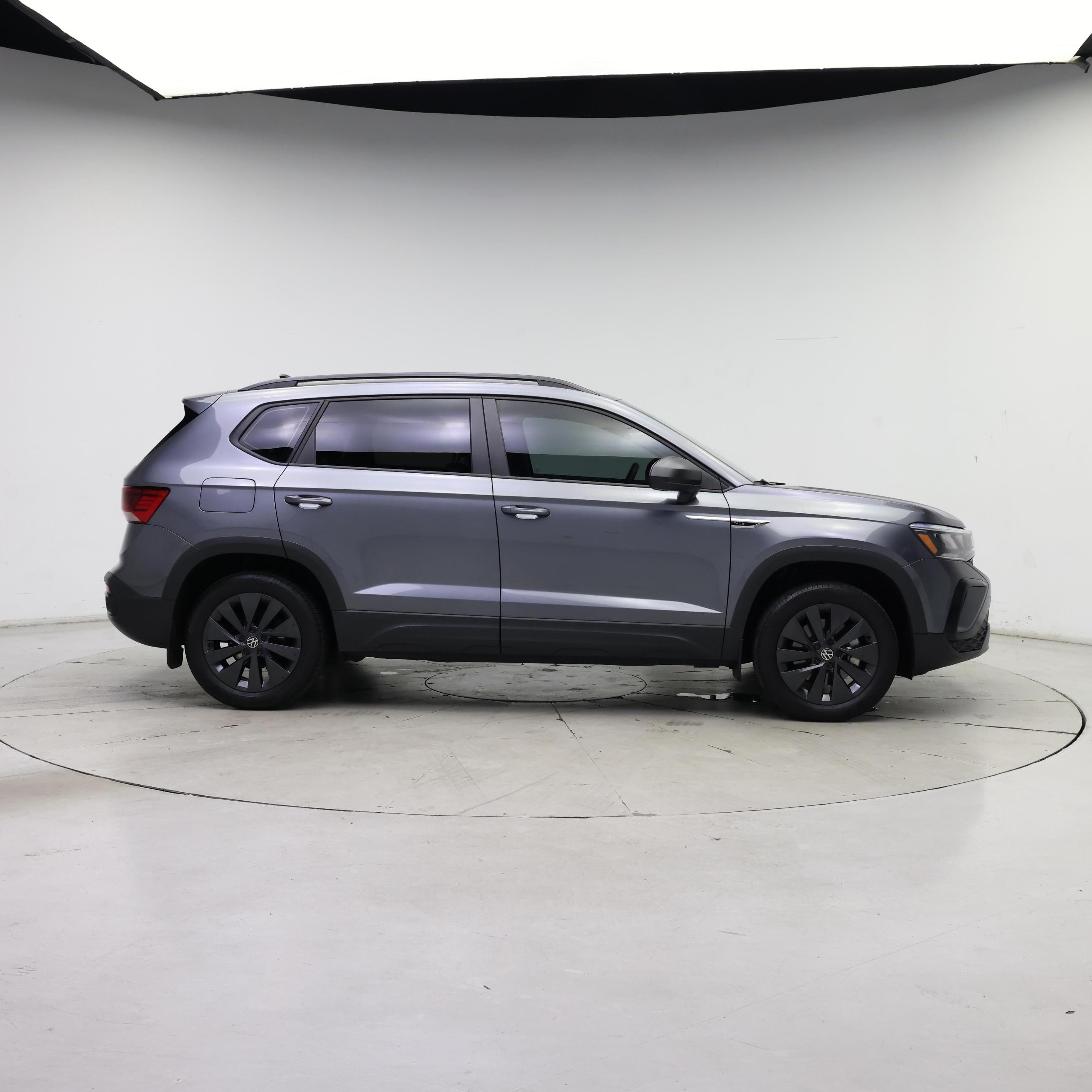 Thumbnail: 2023 Volkswagen Taos - 7