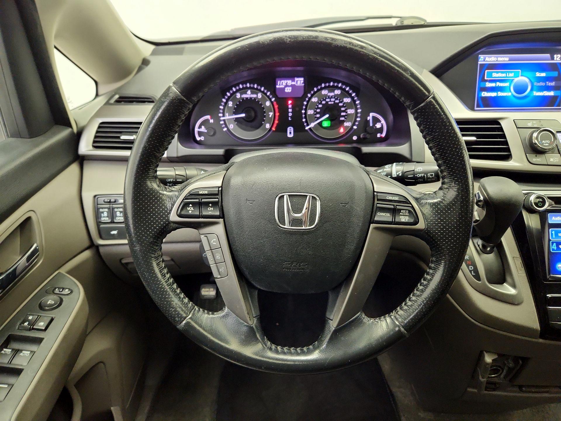 Thumbnail: 2016 Honda Odyssey - 10