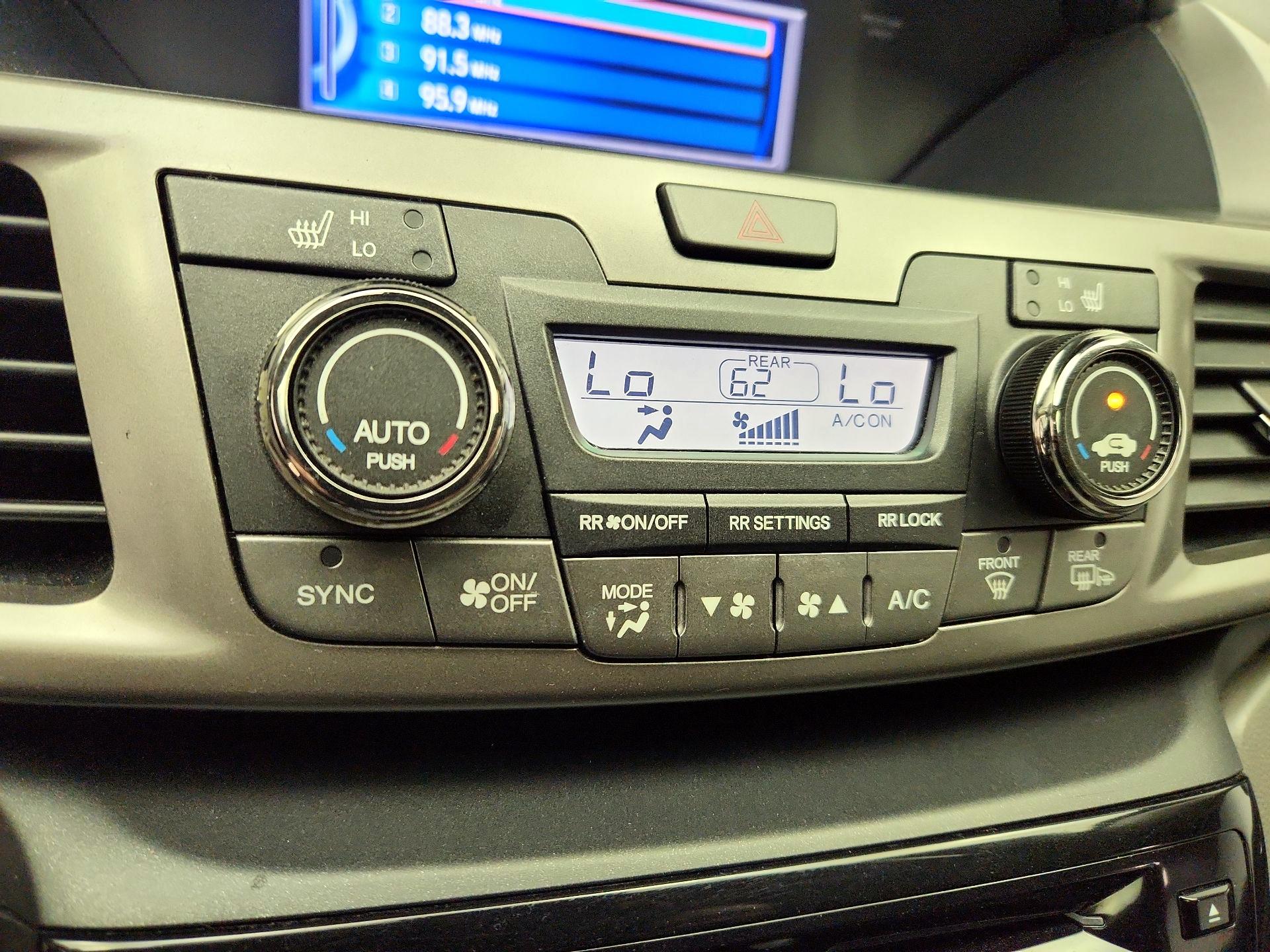 Thumbnail: 2016 Honda Odyssey - 16