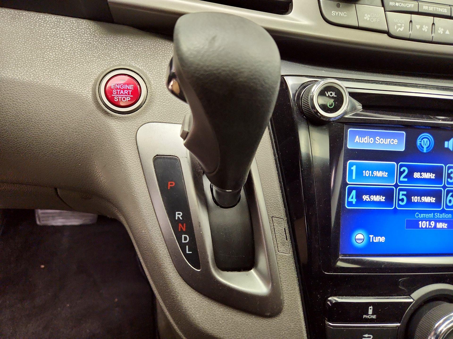 Thumbnail: 2016 Honda Odyssey - 17