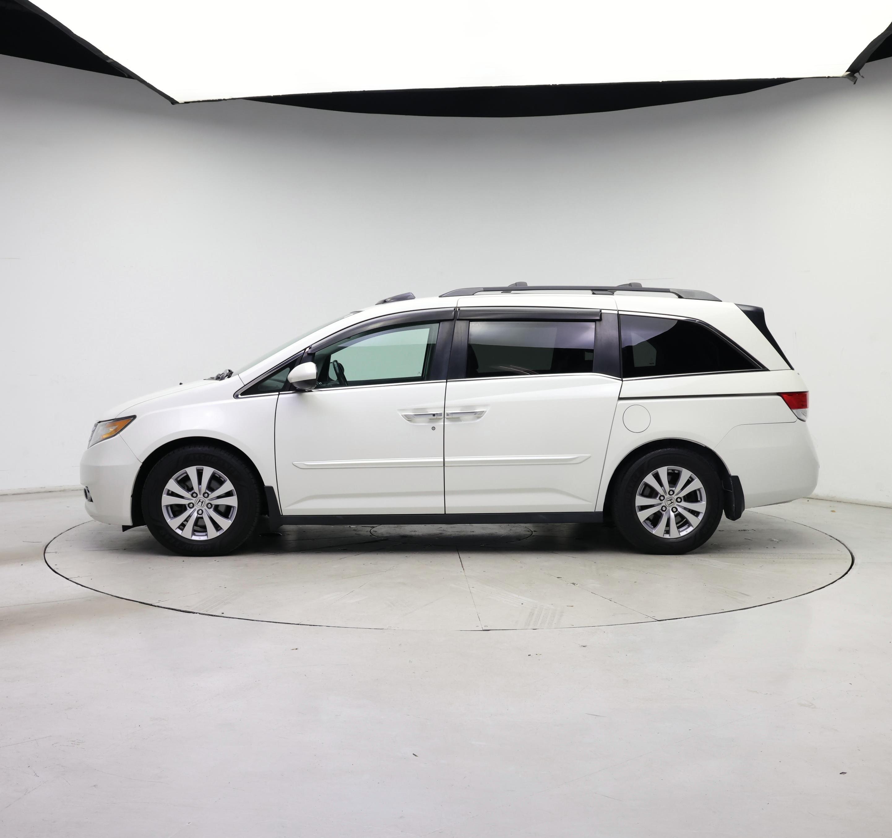Thumbnail: 2016 Honda Odyssey - 3