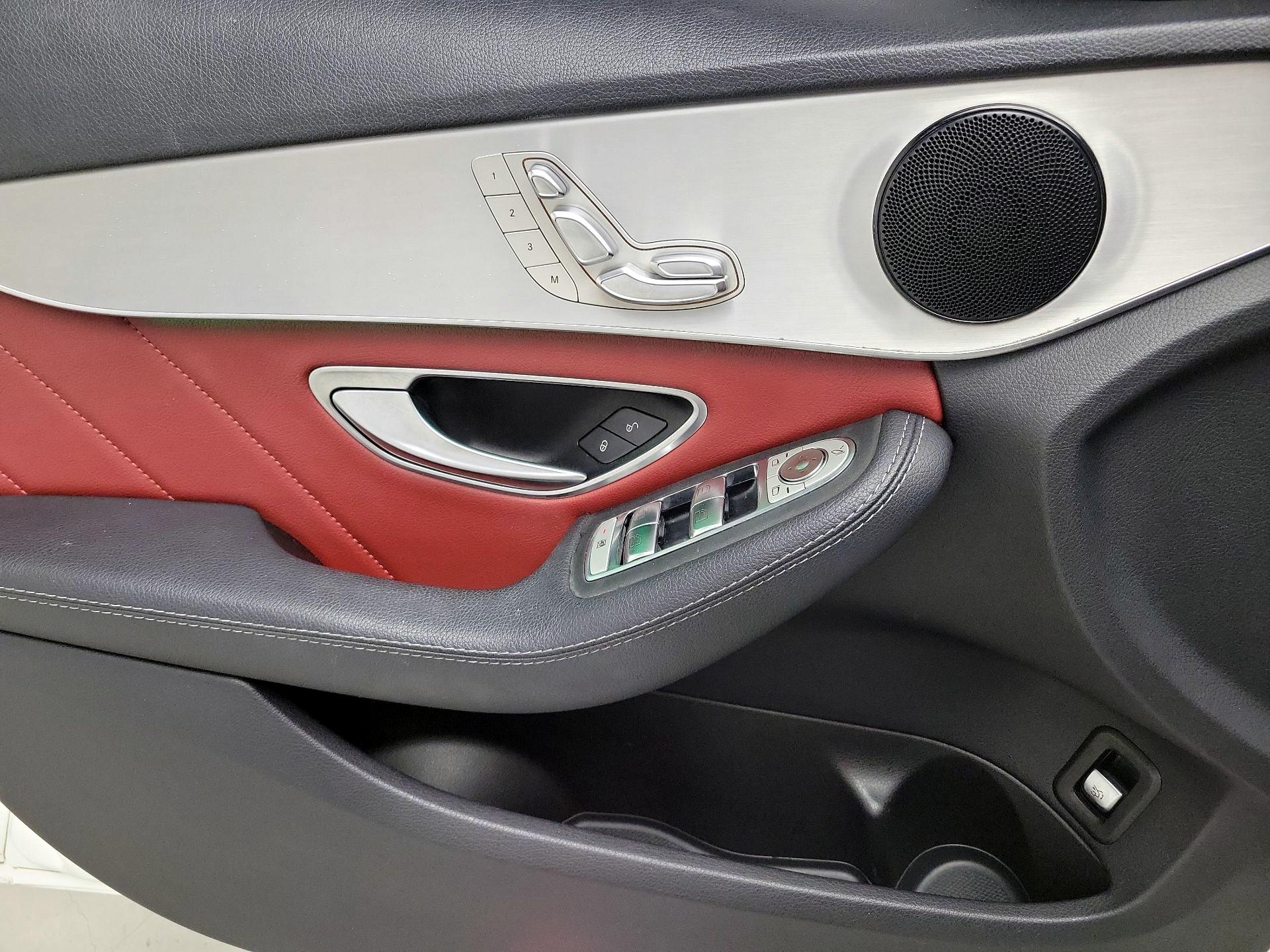 Thumbnail: 2019 Mercedes-Benz C-Class - 12