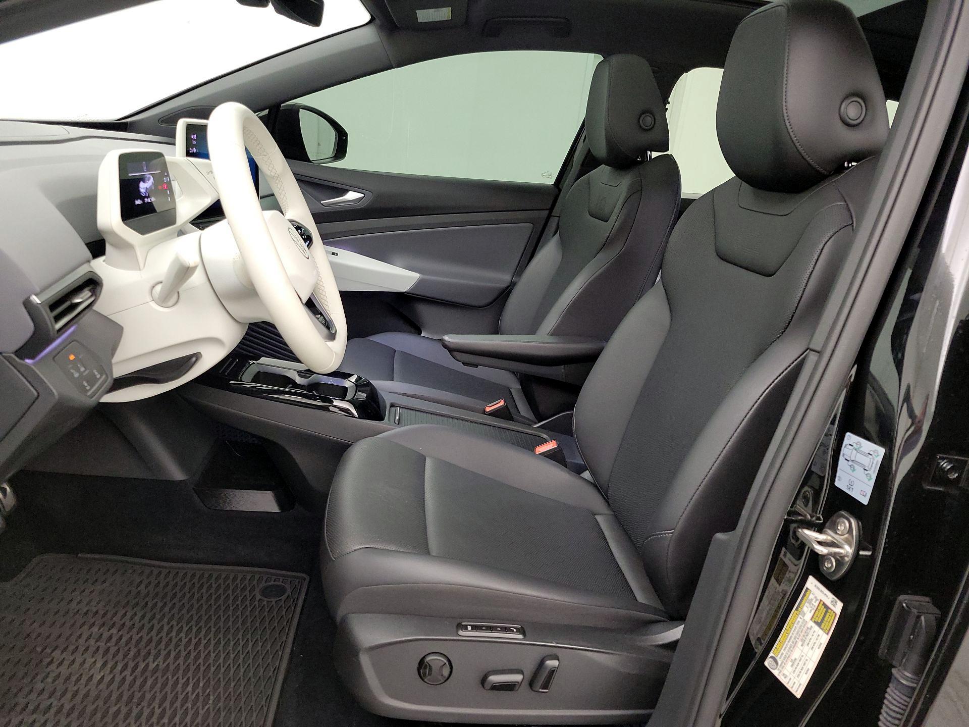 Thumbnail: 2021 Volkswagen ID.4 - 11