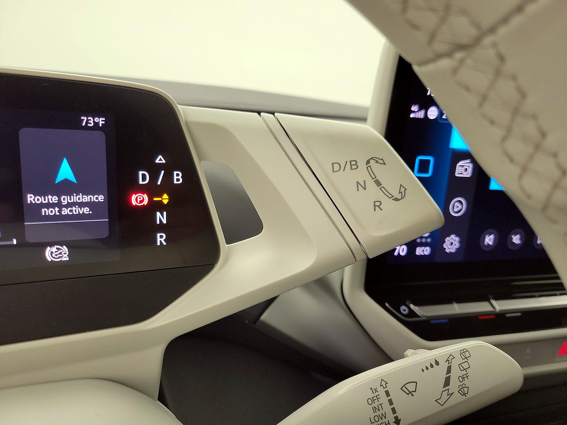 Thumbnail: 2021 Volkswagen ID.4 - 17