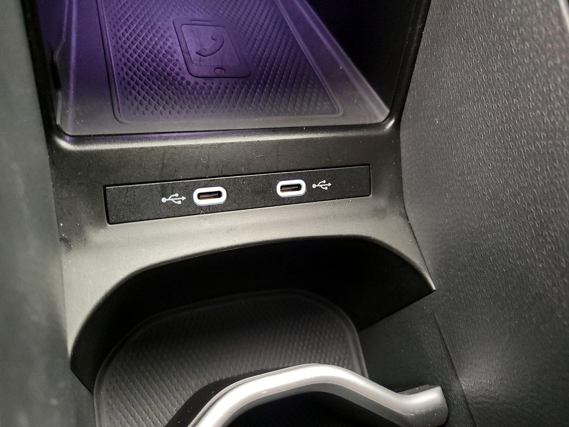 Thumbnail: 2021 Volkswagen ID.4 - 18