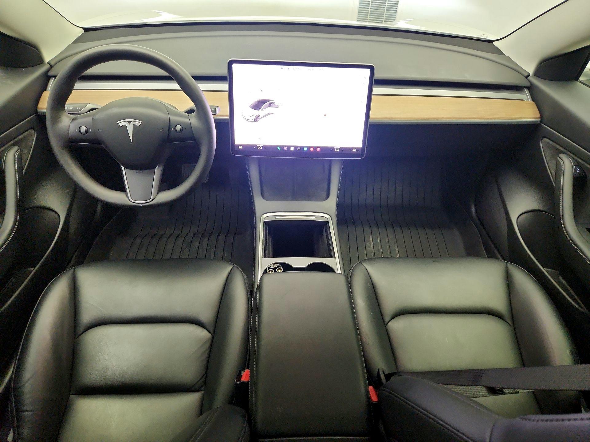 Thumbnail: 2021 Tesla Model 3 - 9