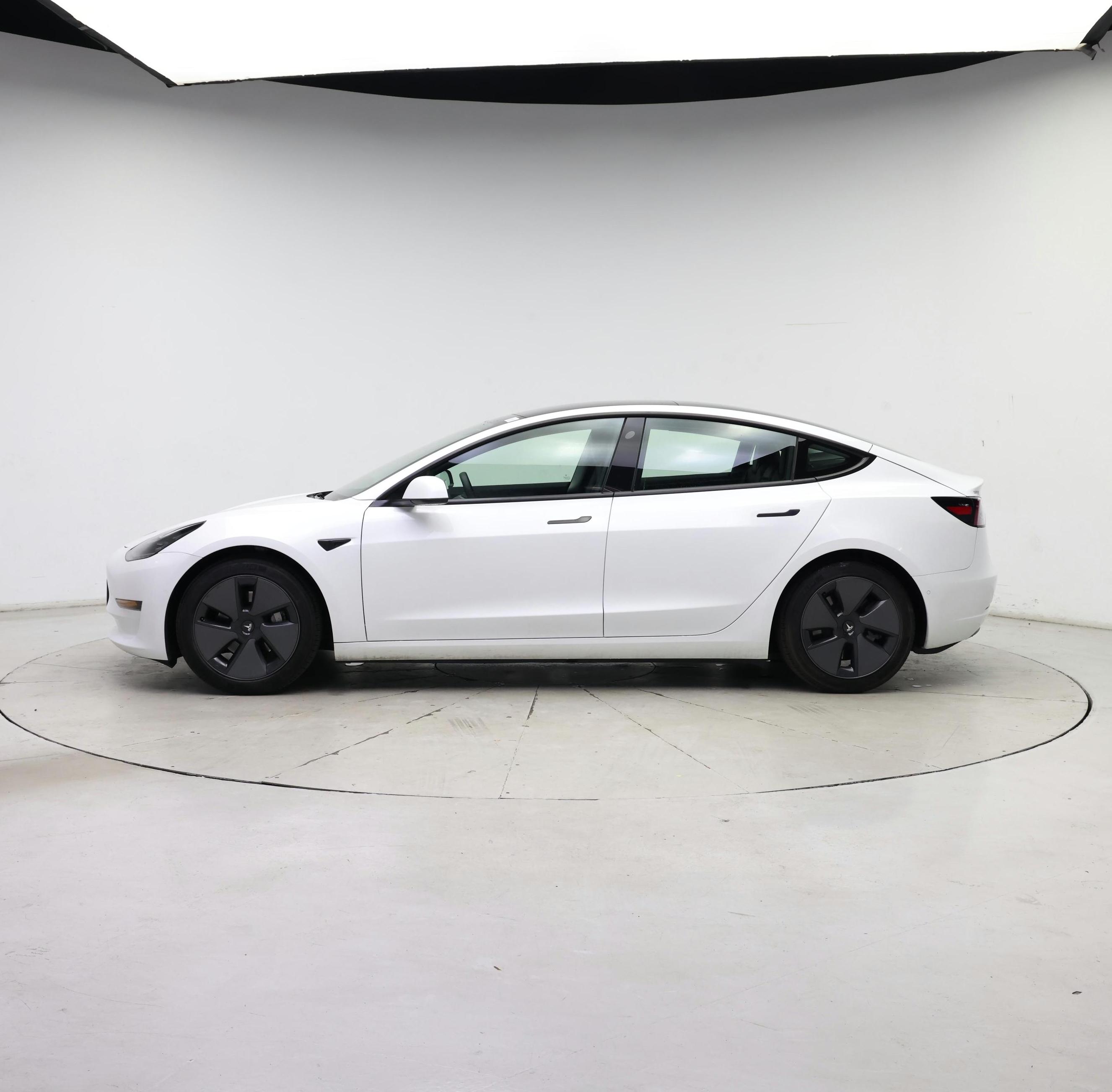 Thumbnail: 2021 Tesla Model 3 - 3