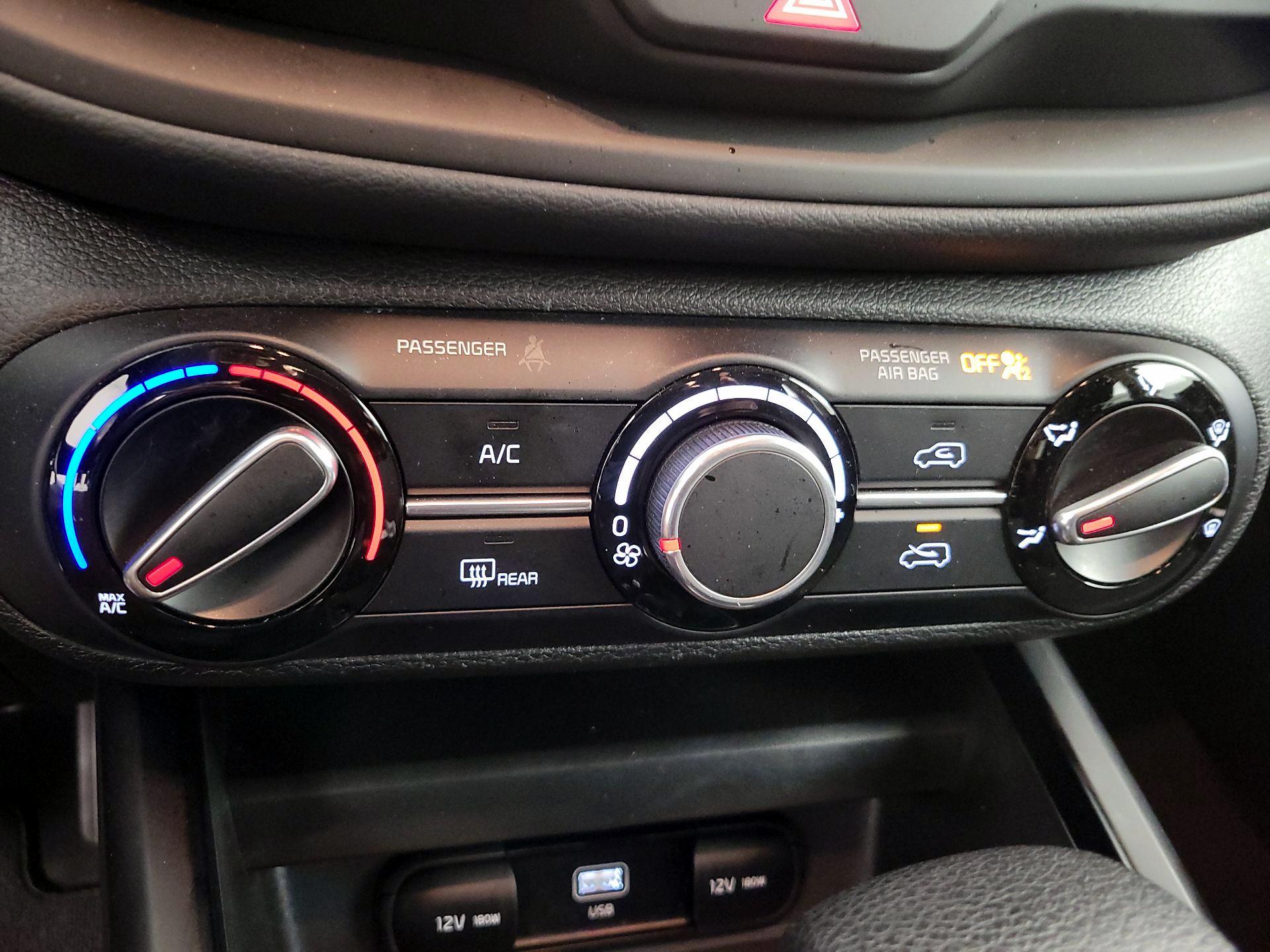 Thumbnail: 2025 Kia Soul - 16