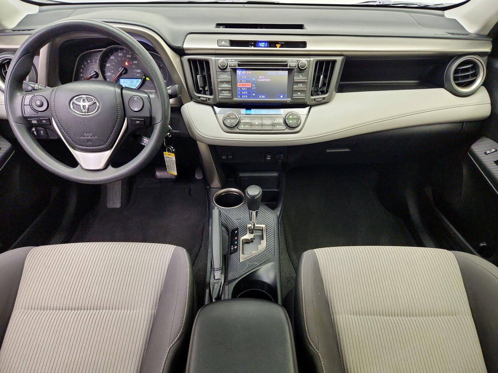 Thumbnail: 2013 Toyota RAV4 - 9