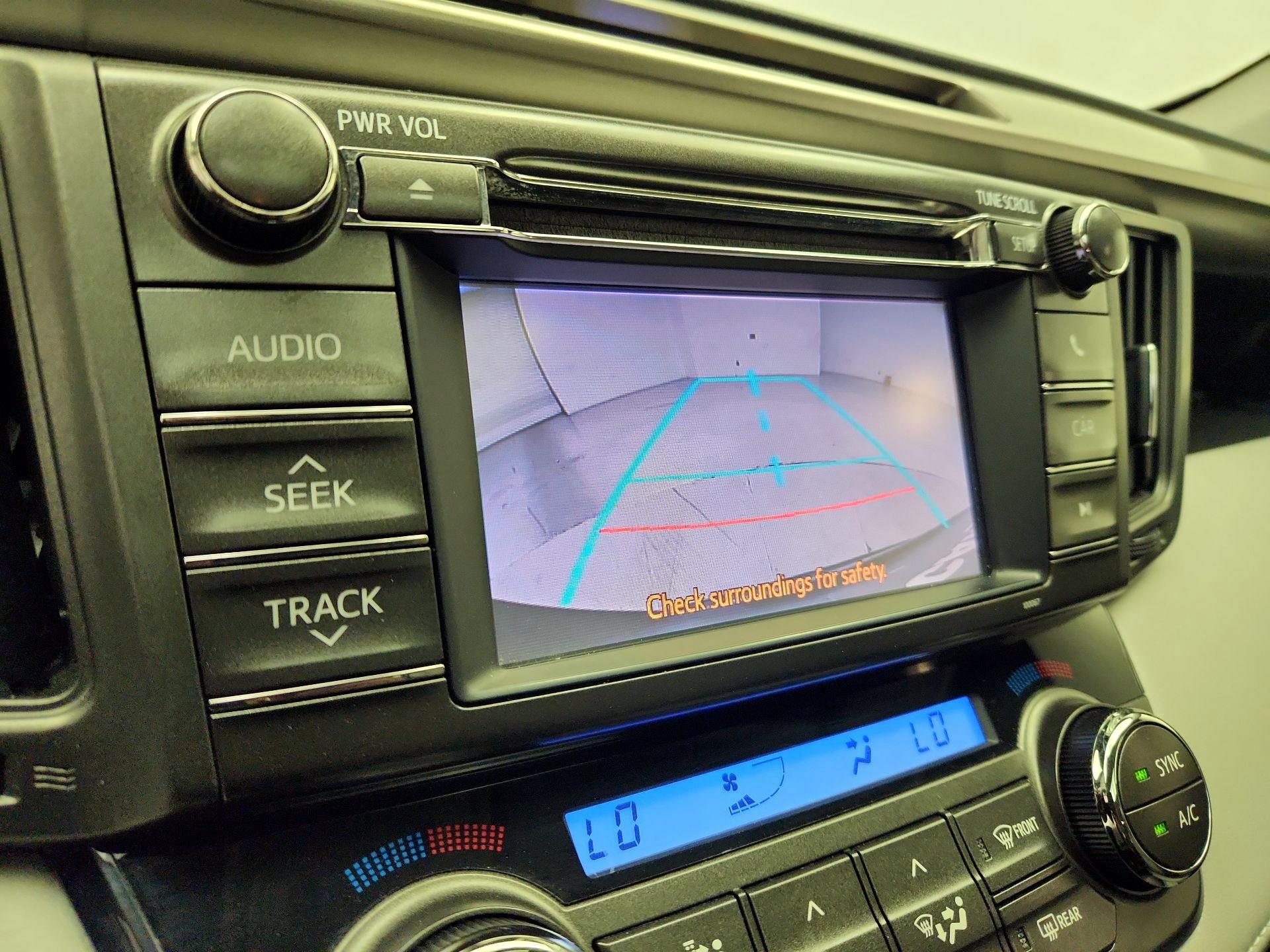 Thumbnail: 2013 Toyota RAV4 - 14