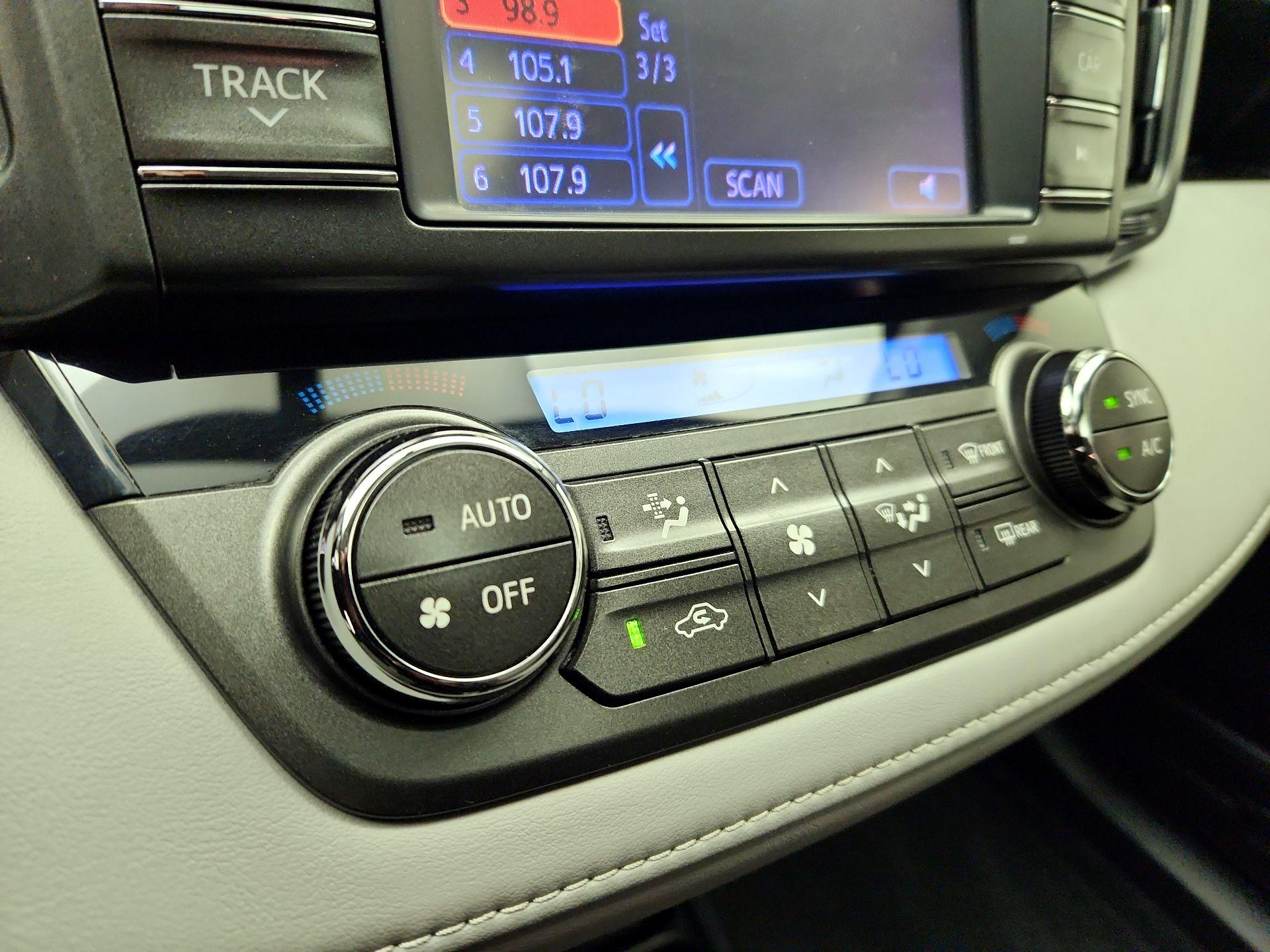 Thumbnail: 2013 Toyota RAV4 - 16