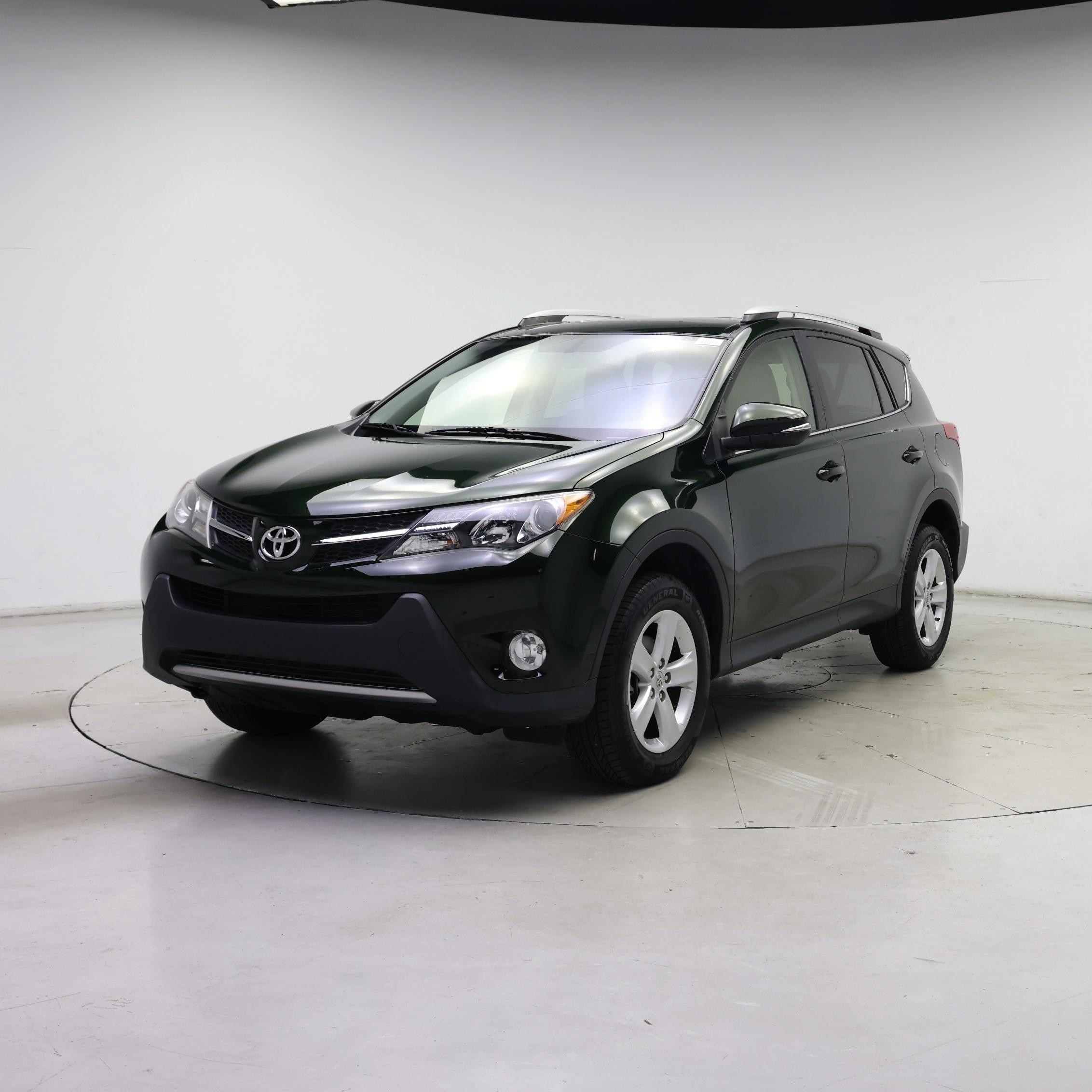 Thumbnail: 2013 Toyota RAV4 - 4
