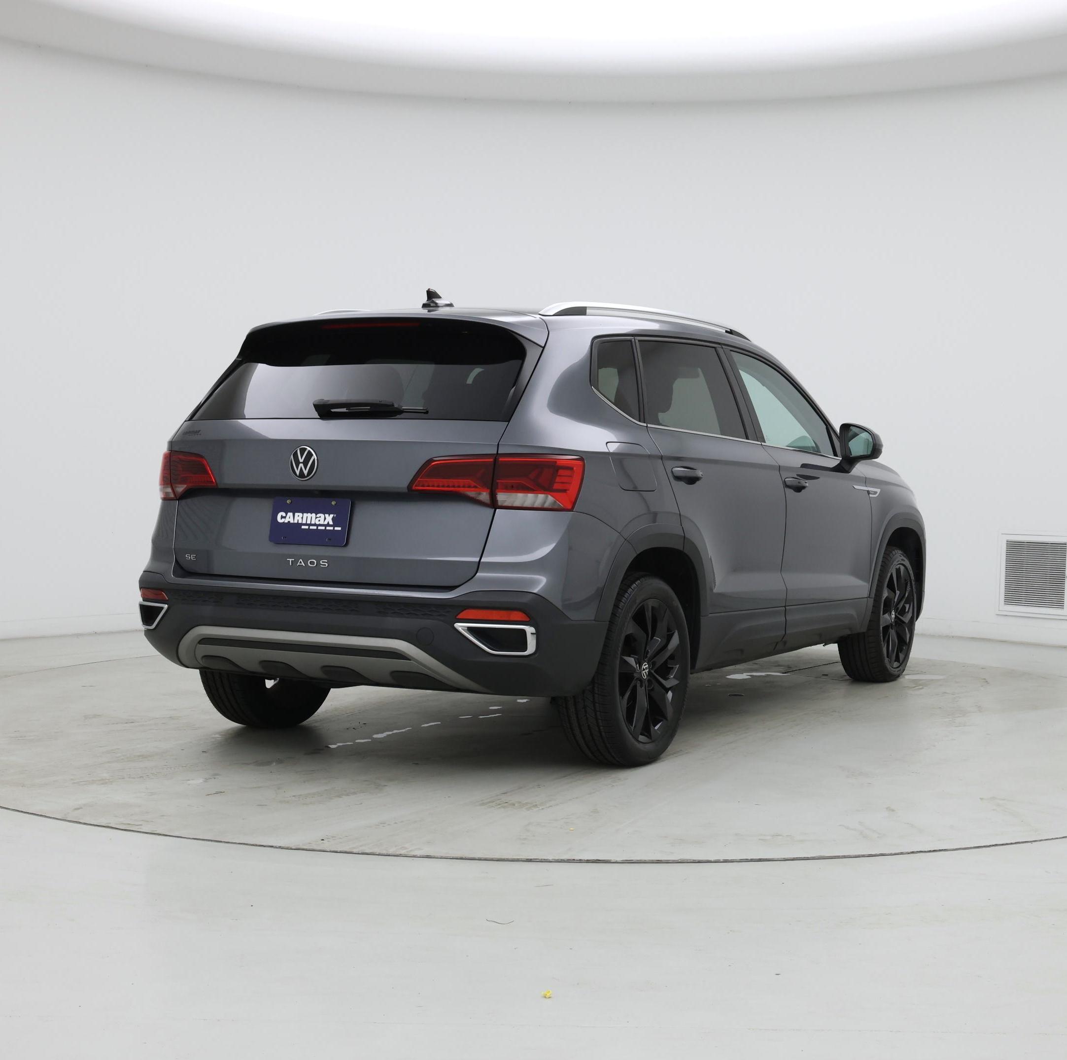 Thumbnail: 2022 Volkswagen Taos - 8