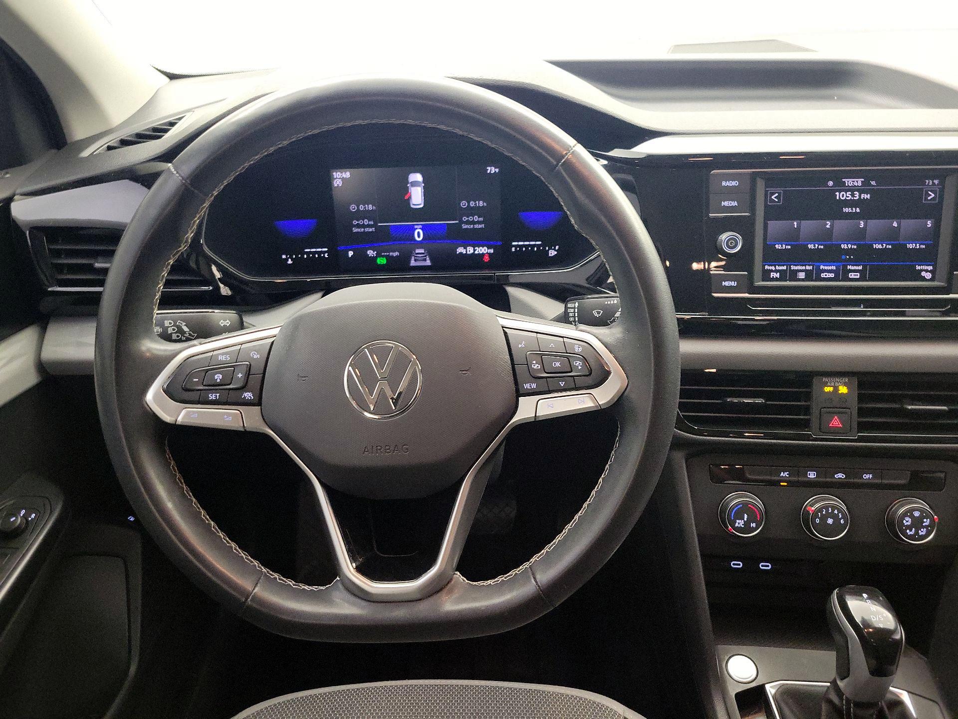 Thumbnail: 2022 Volkswagen Taos - 10
