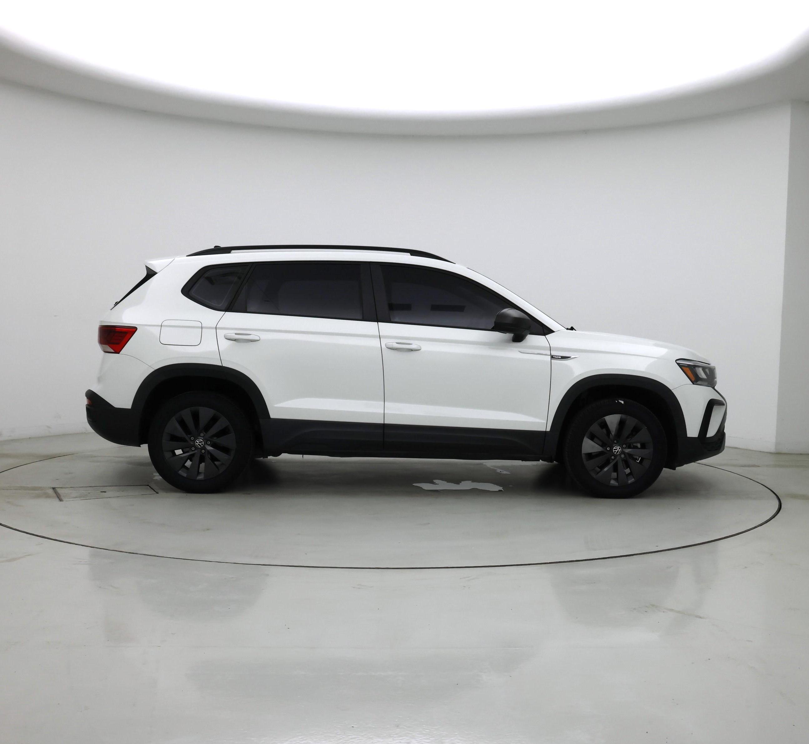 Thumbnail: 2022 Volkswagen Taos - 7