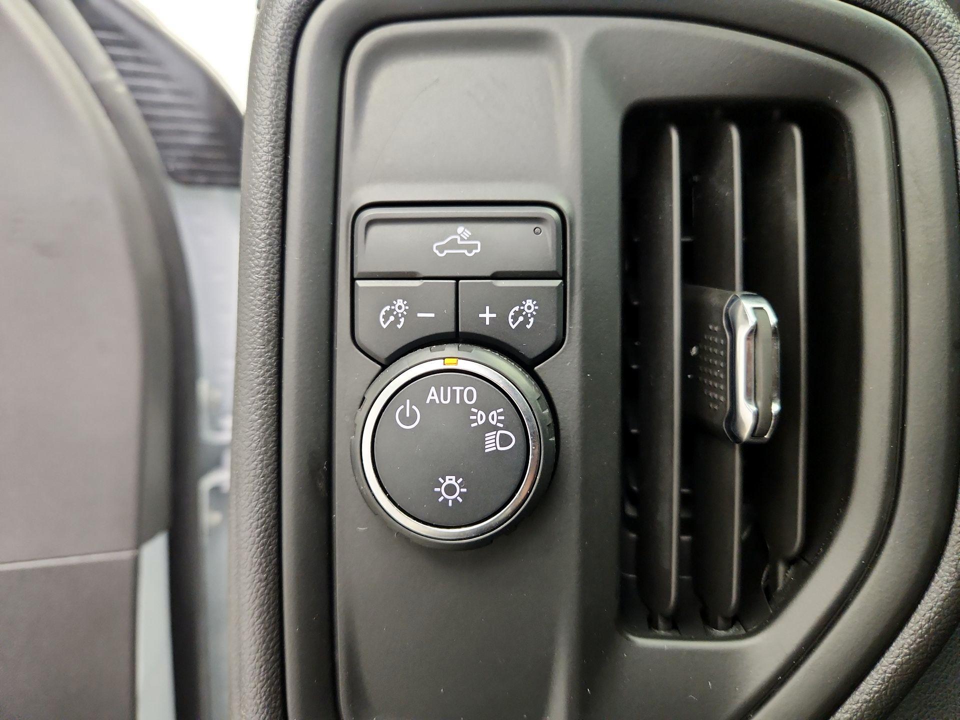 Thumbnail: 2024 Chevrolet Silverado 1500 - 13
