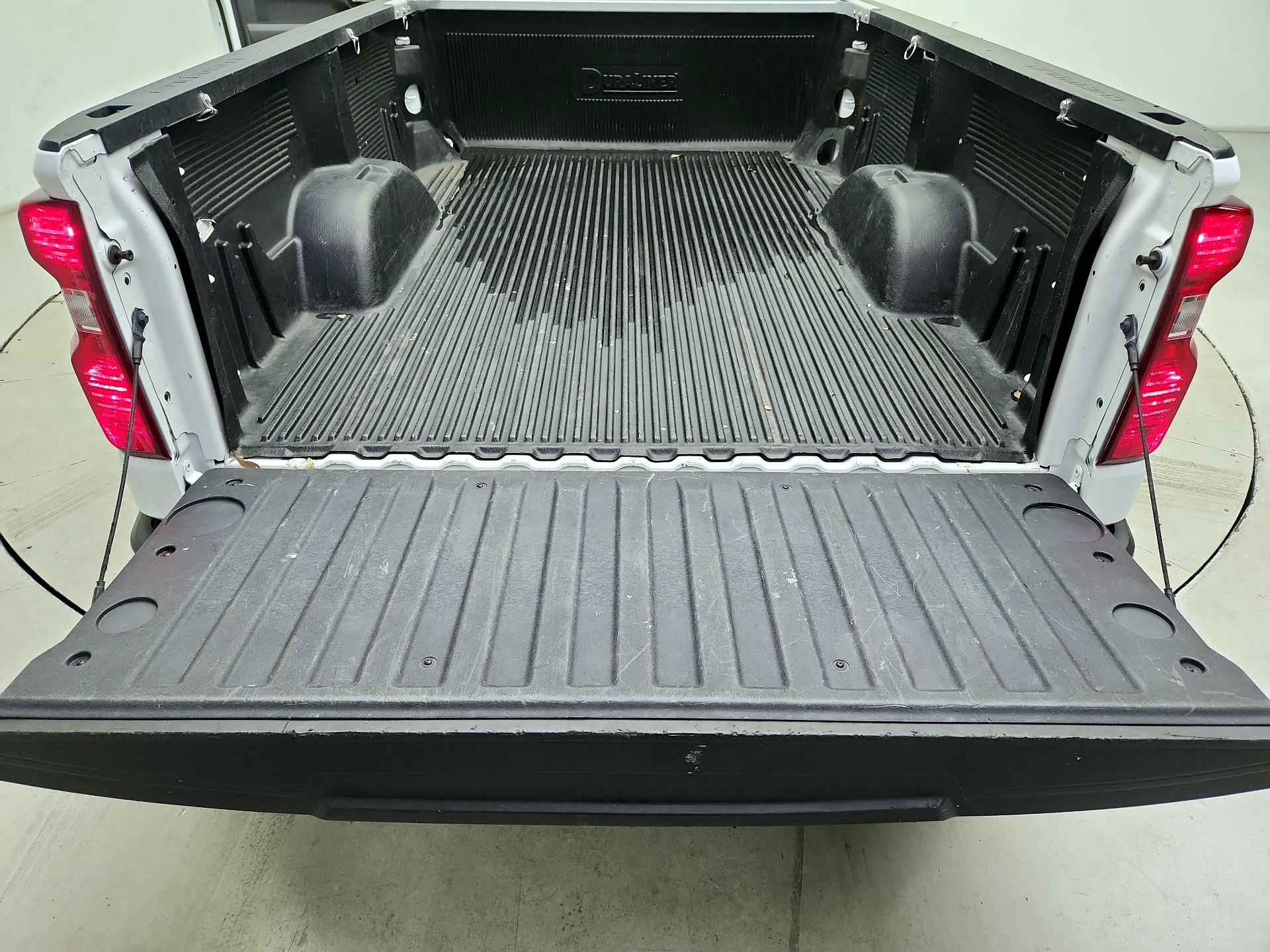 Thumbnail: 2024 Chevrolet Silverado 1500 - 19