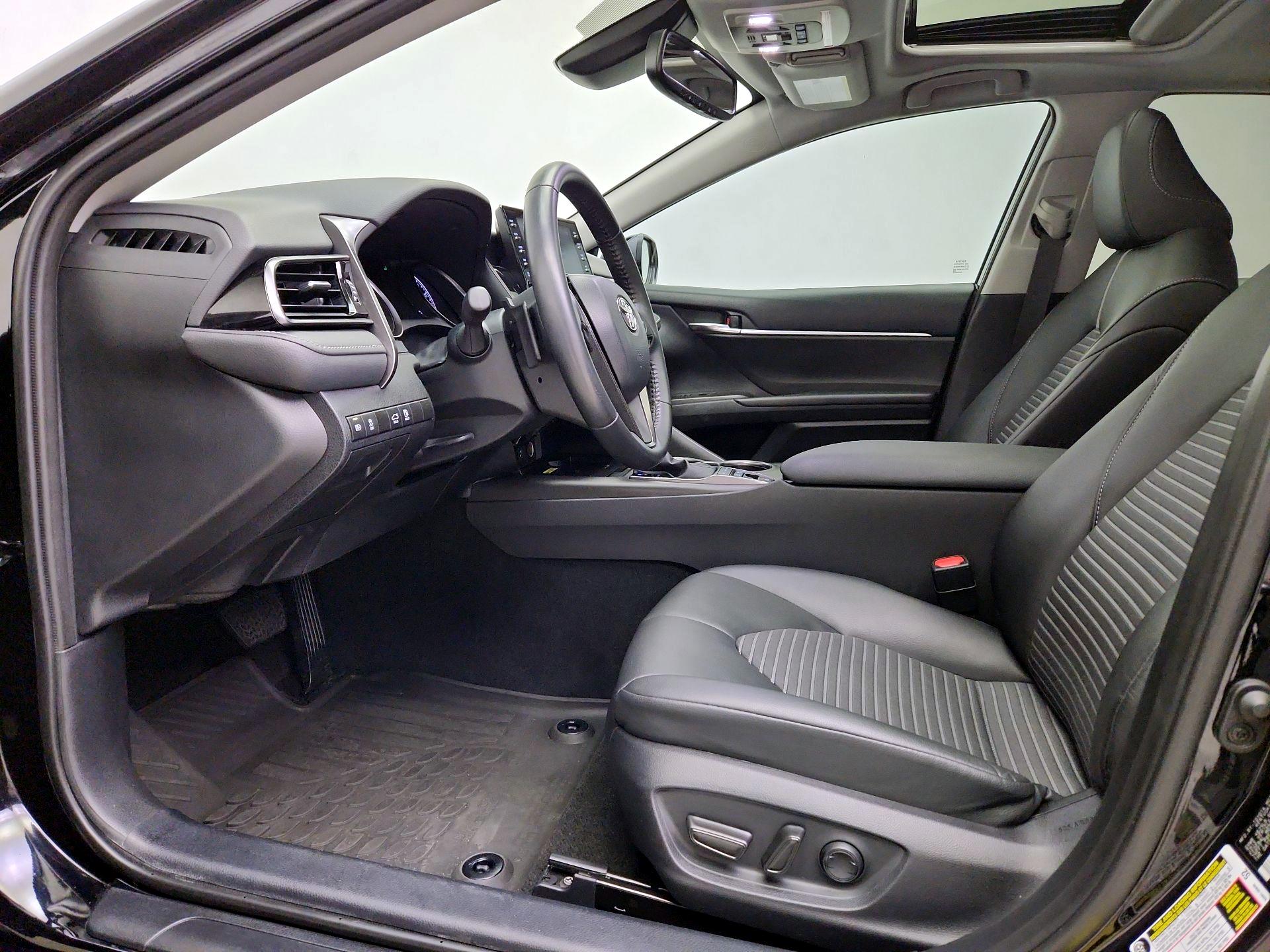 Thumbnail: 2023 Toyota Camry - 11