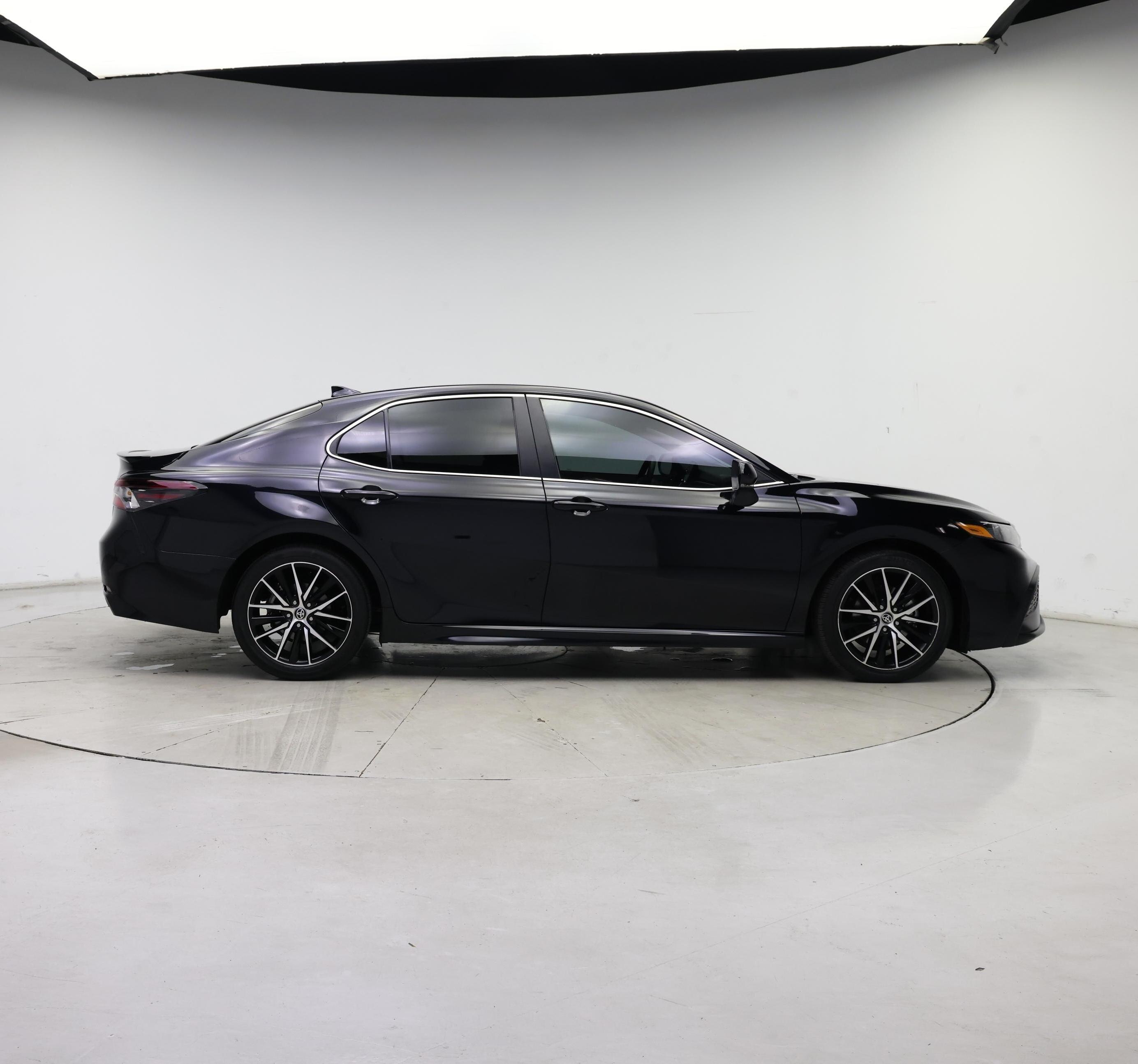 Thumbnail: 2023 Toyota Camry - 7