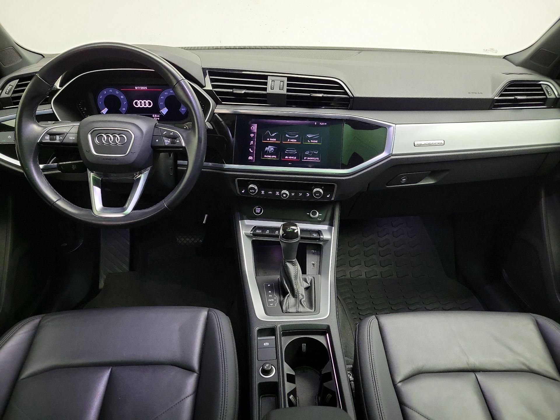 Thumbnail: 2021 Audi Q3 - 9