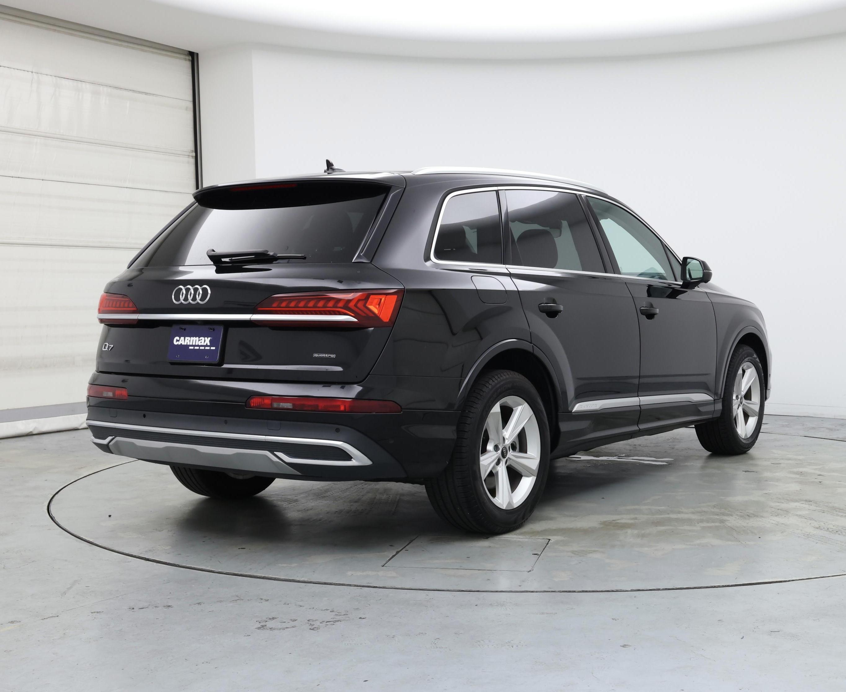 Thumbnail: 2024 Audi Q7 - 8