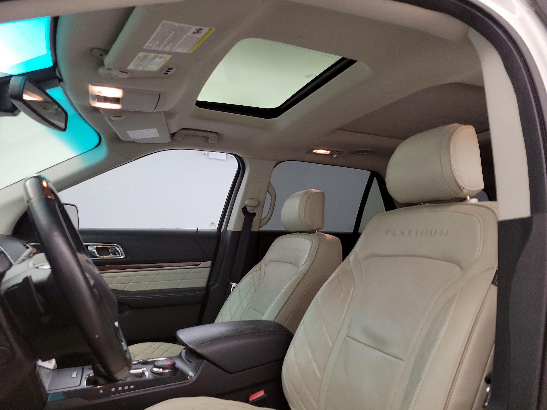 Thumbnail: 2016 Ford Explorer - 19
