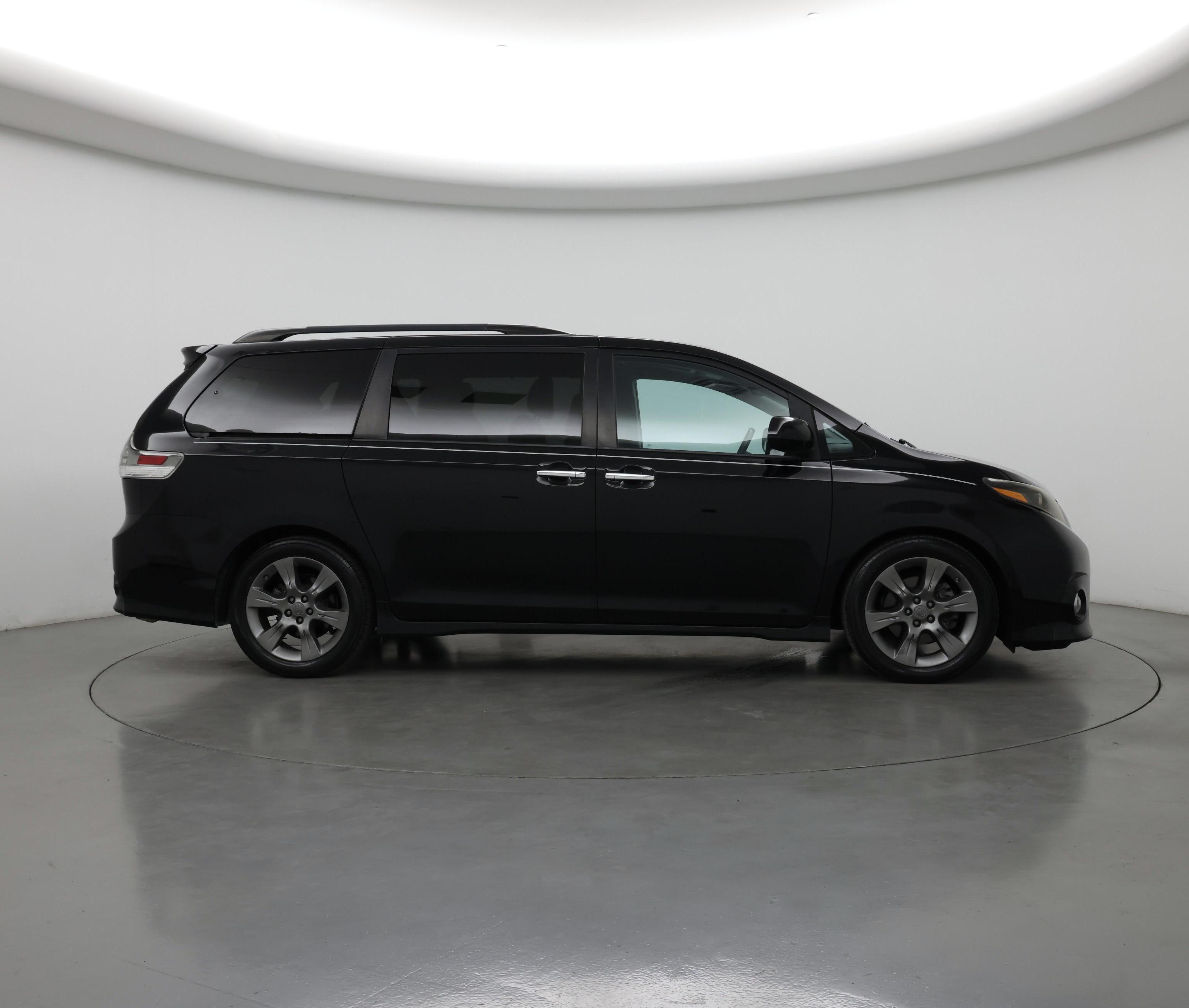 Thumbnail: 2015 Toyota Sienna - 7